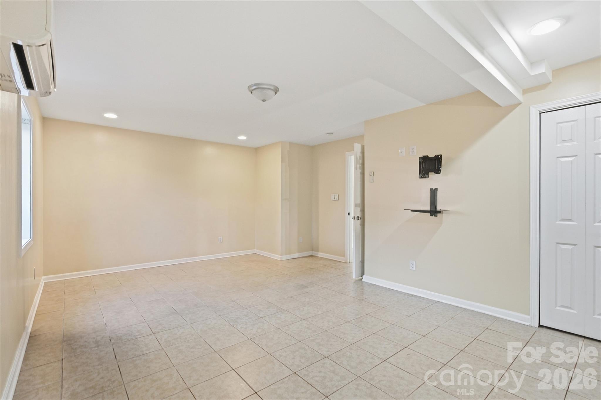 3881 Summerow Road Property Photo 28