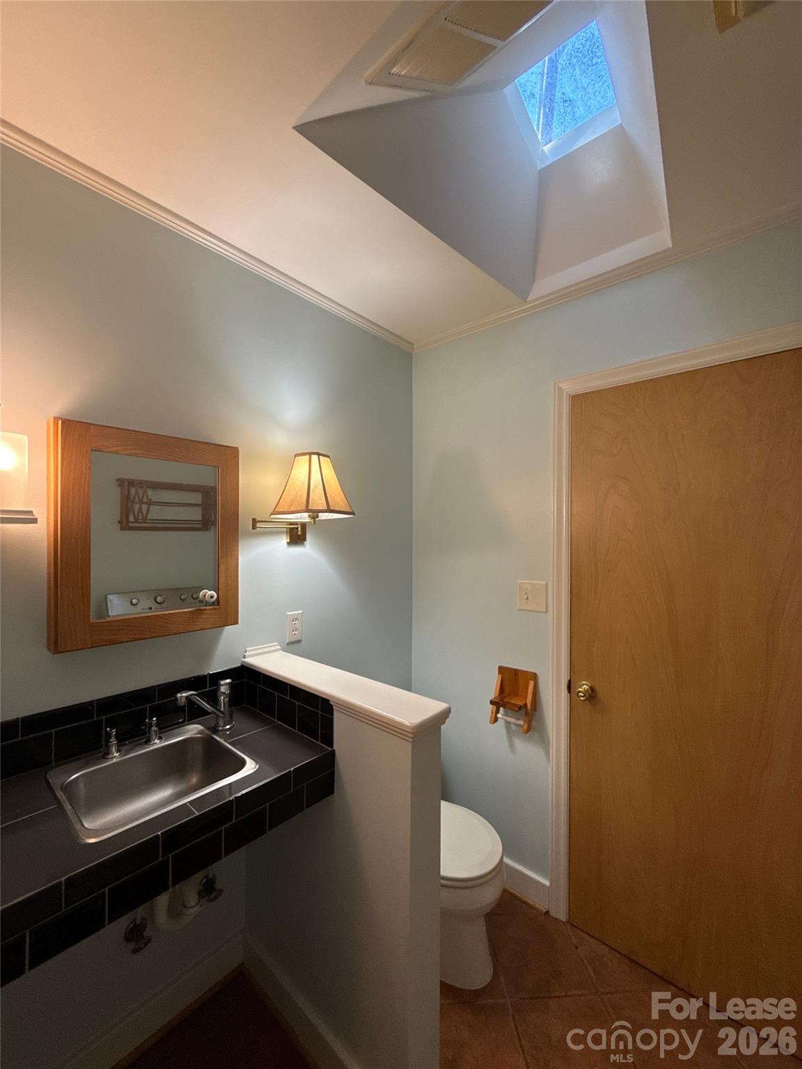 4344 University Drive Property Photo 13