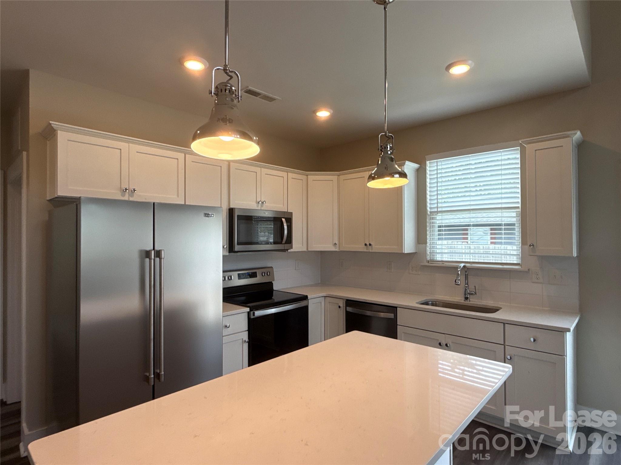 1009 Justice Avenue Property Photo 5