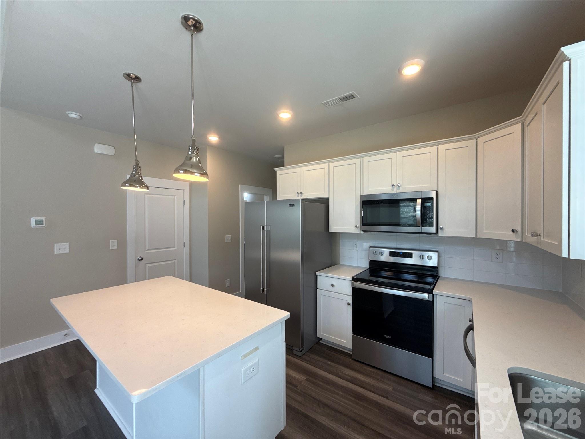 1009 Justice Avenue Property Photo 6
