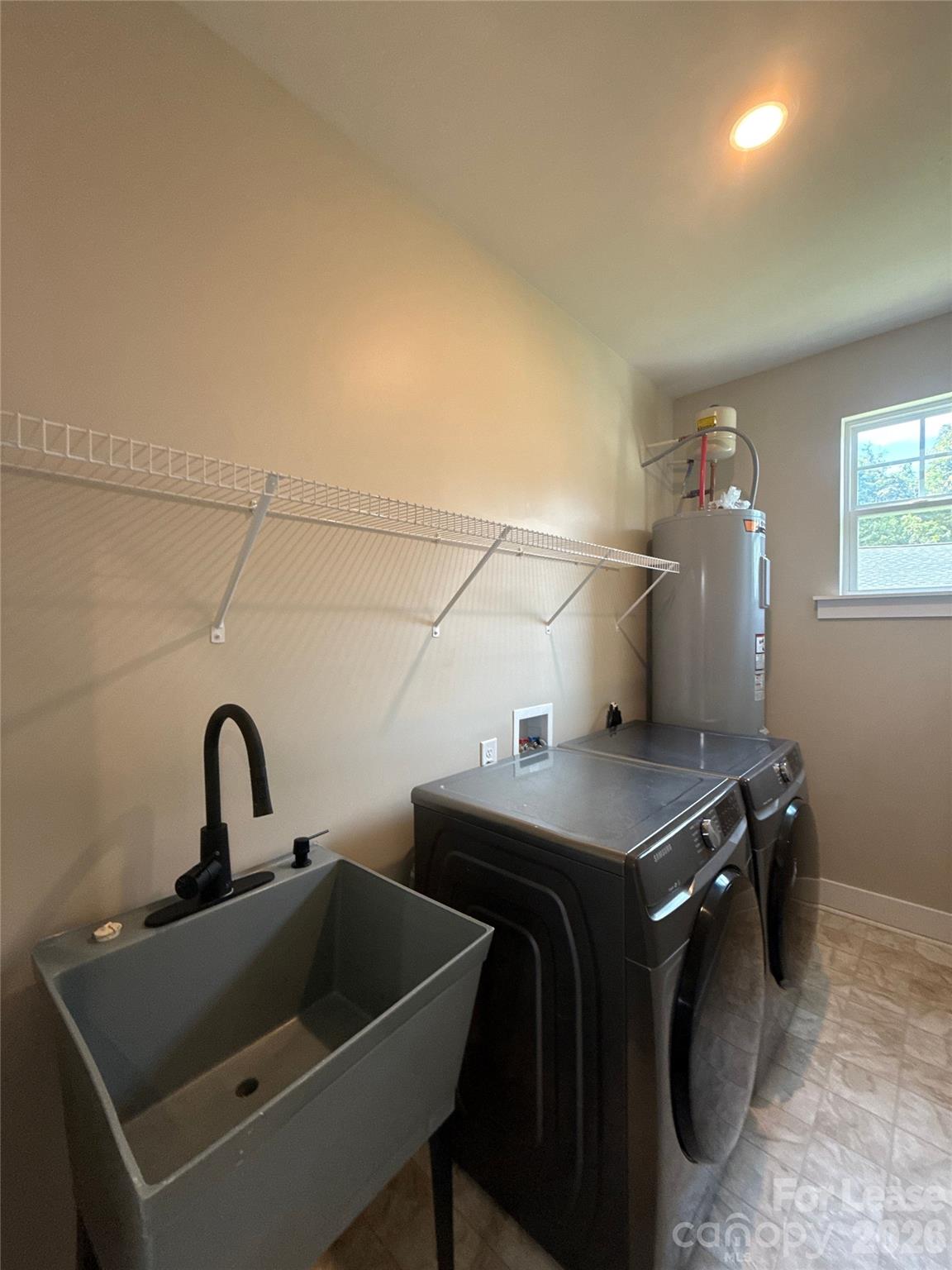 1009 Justice Avenue Property Photo 8