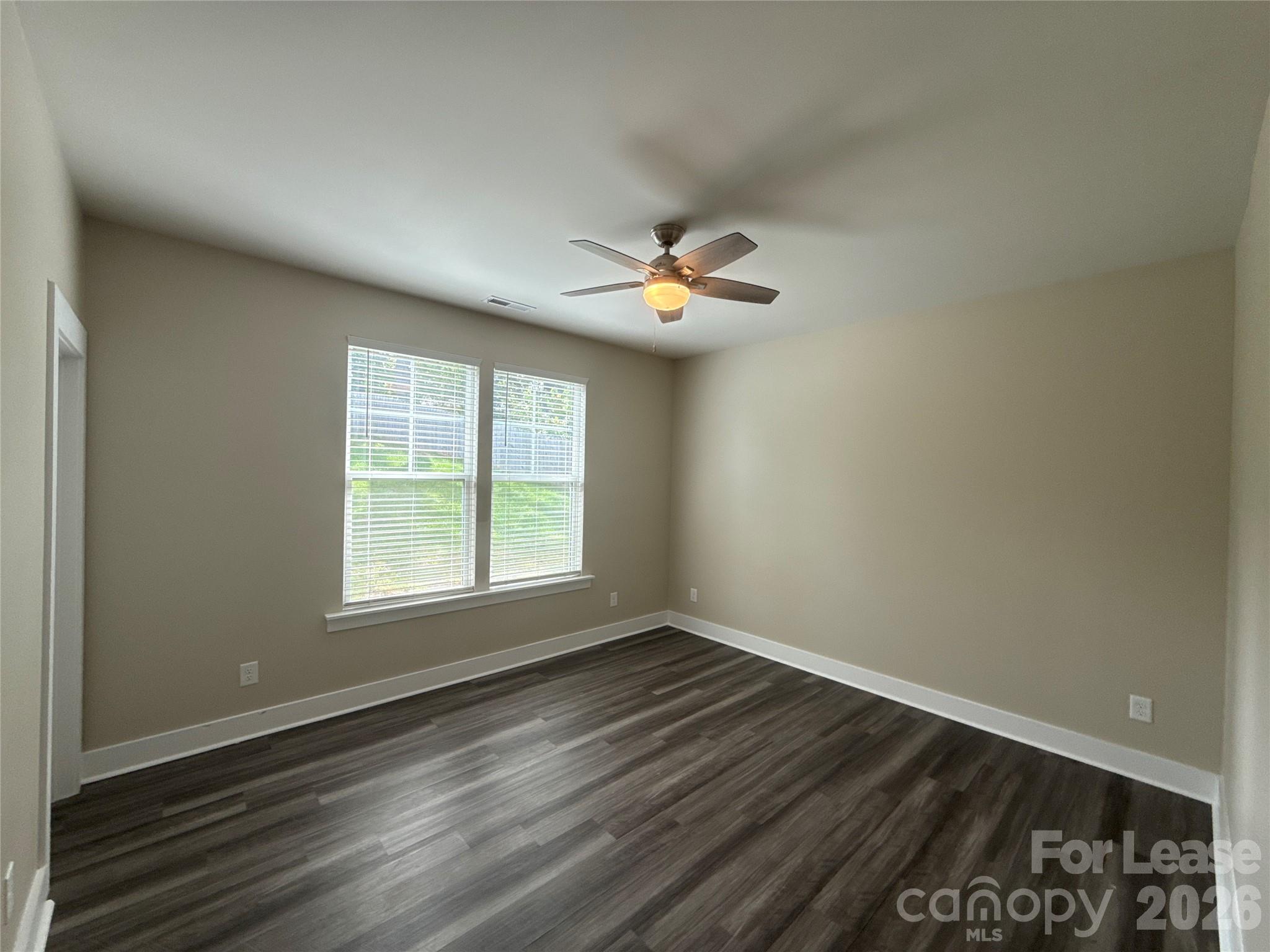 1009 Justice Avenue Property Photo 9