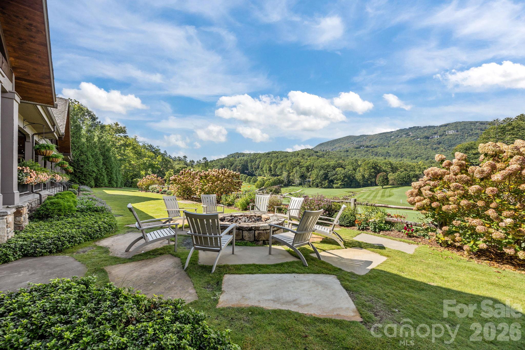 95 Cardinal Trace Property Photo 43