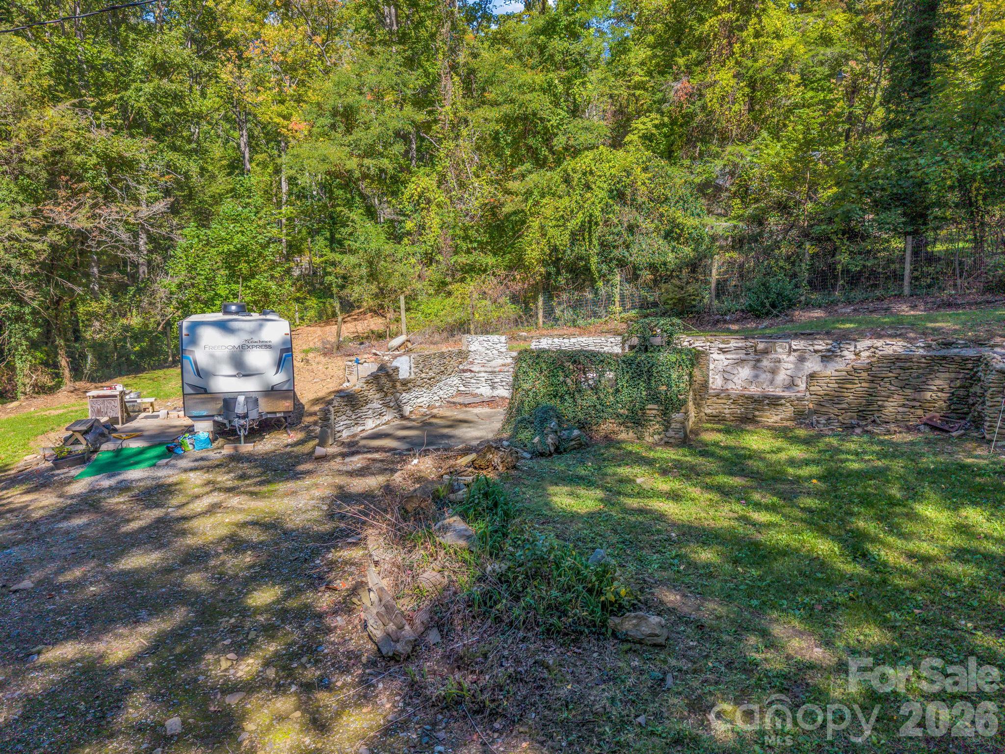 242 Summer Haven Road Property Photo 6