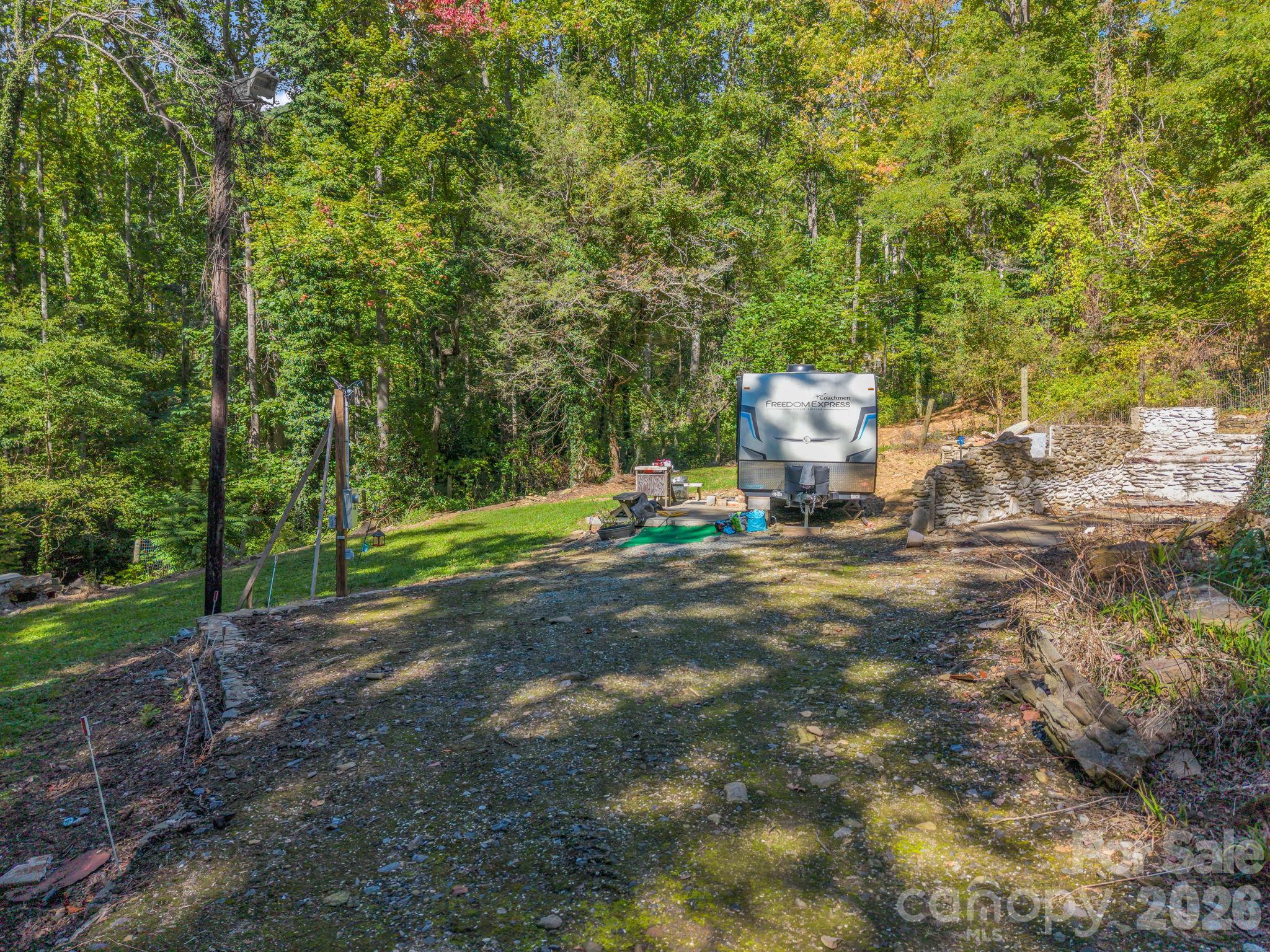 242 Summer Haven Road Property Photo 9