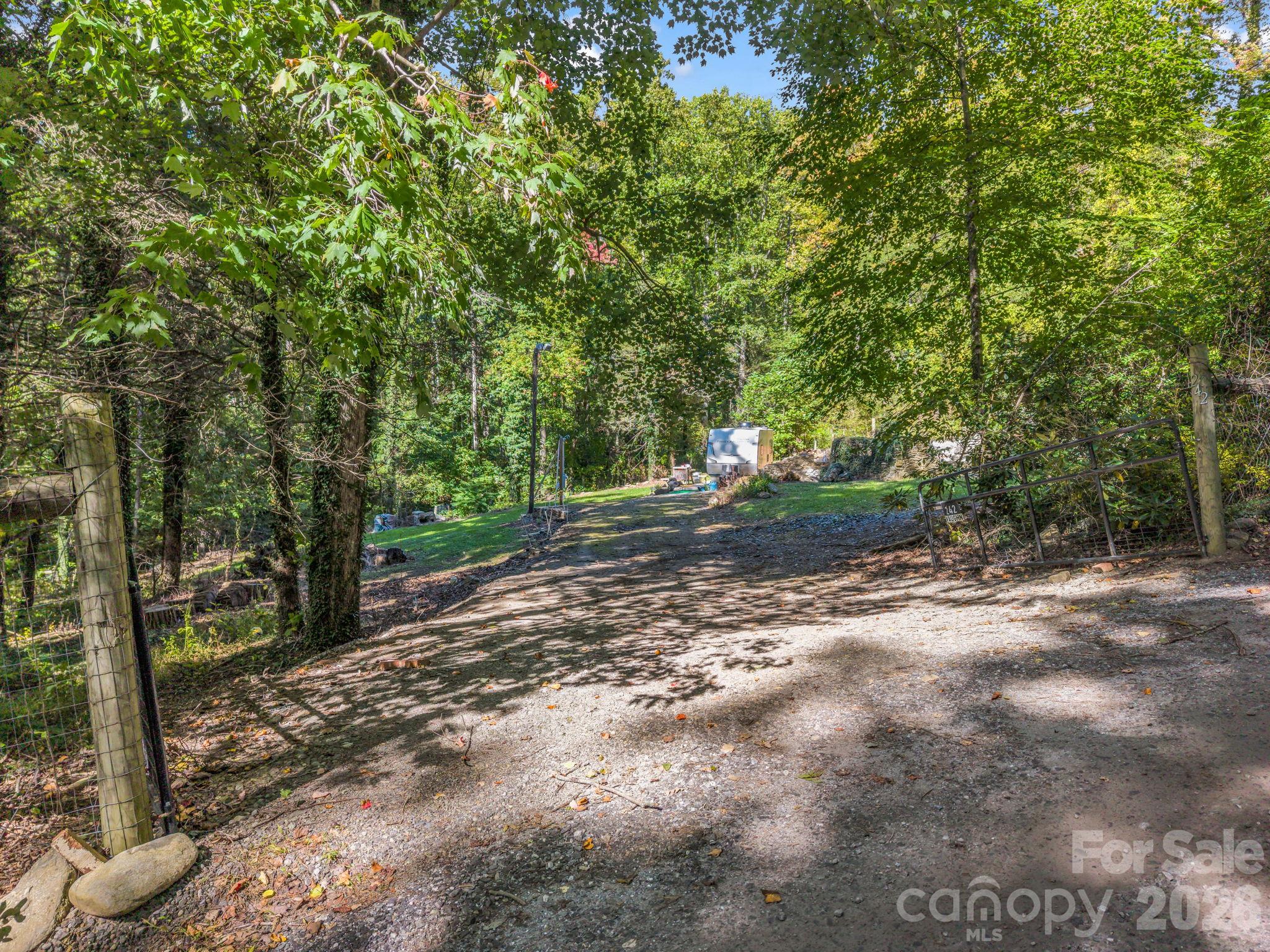 242 Summer Haven Road Property Photo 12