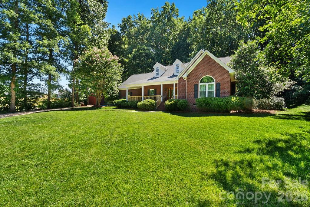 10846 Tyler Brook Lane Property Photo 1