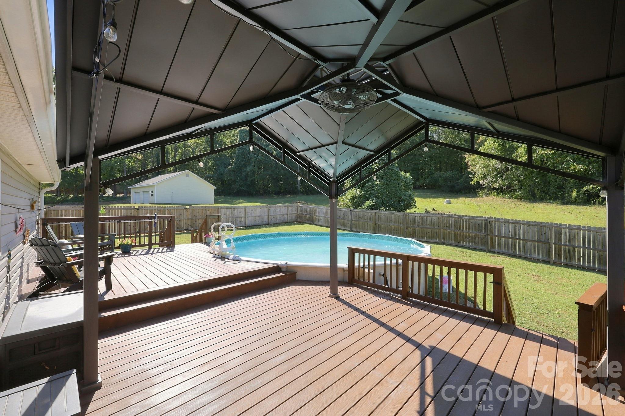1425 Ebenezer Road Property Photo 11
