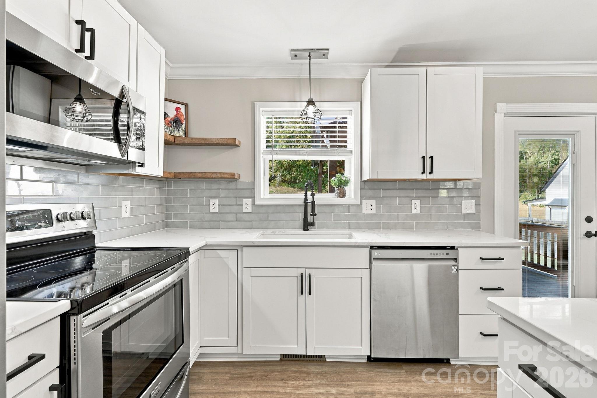 1425 Ebenezer Road Property Photo 20