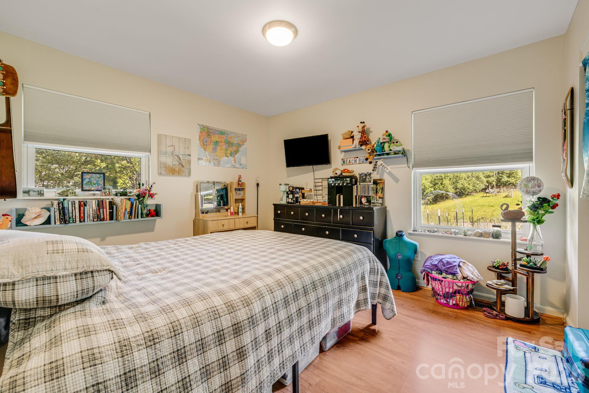 38 Clovernook Drive Property Photo 23