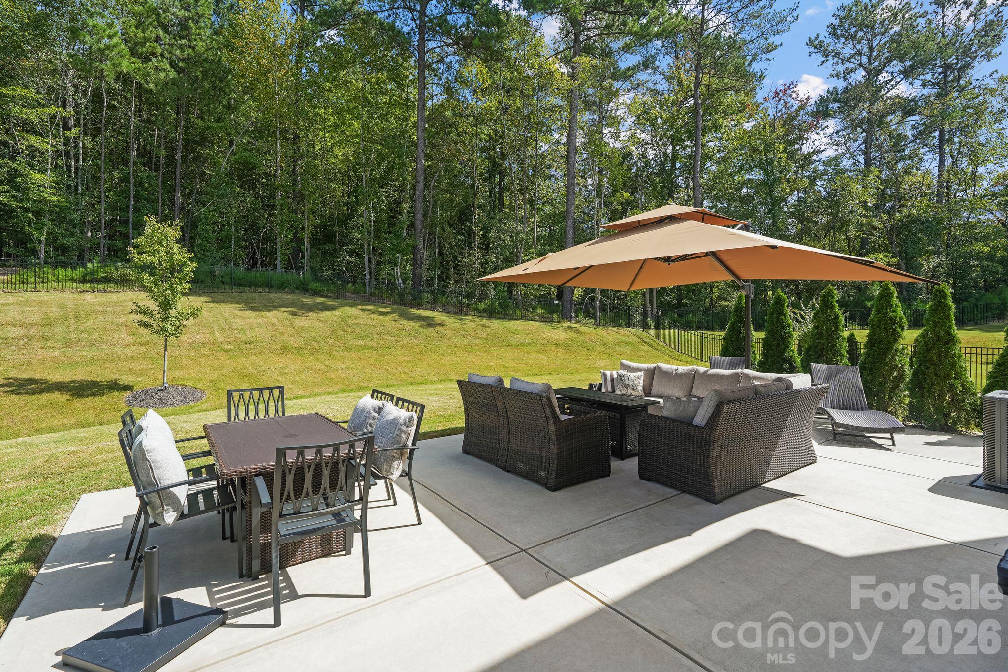 107 Hollywood Court Property Photo 2