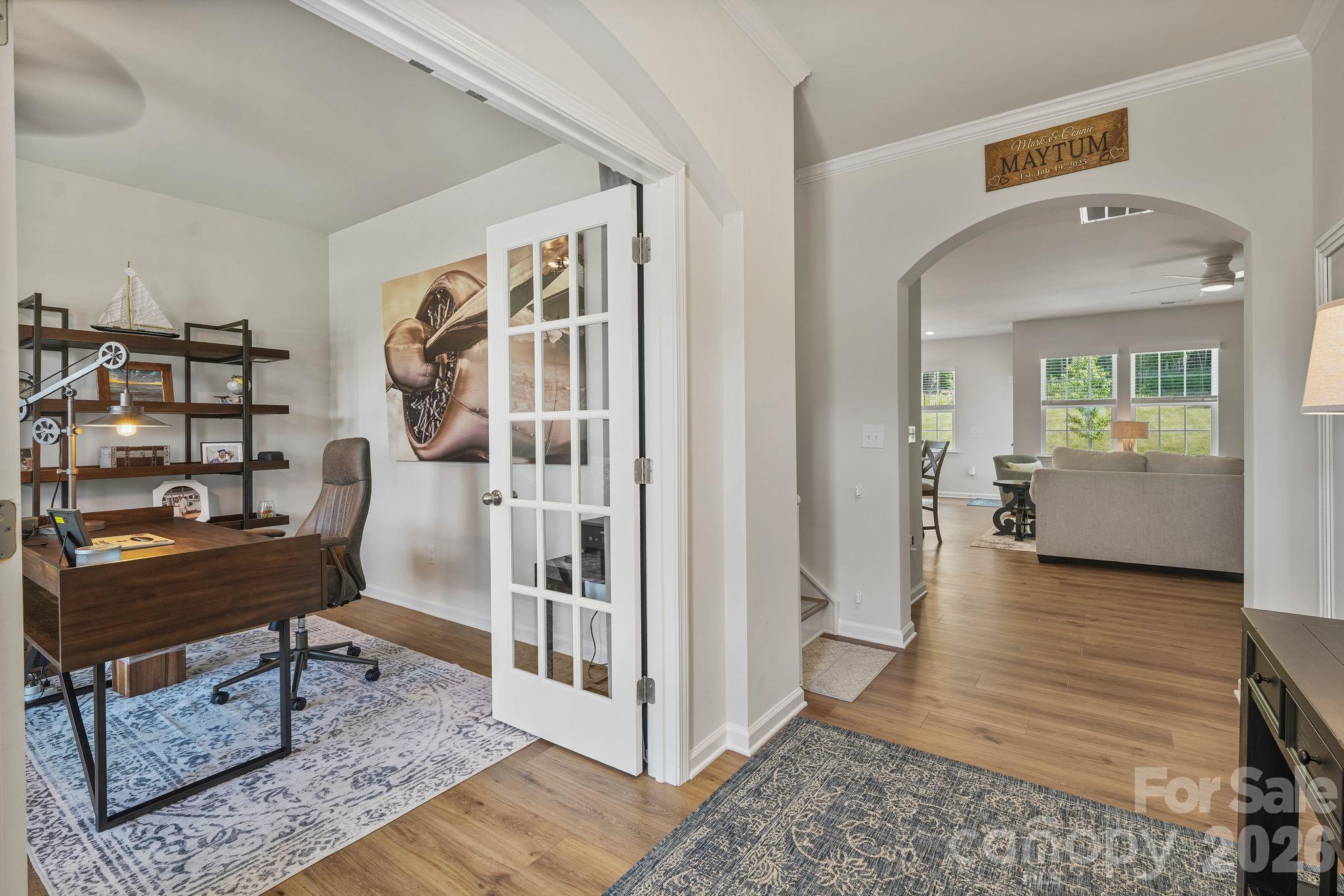 107 Hollywood Court Property Photo 3