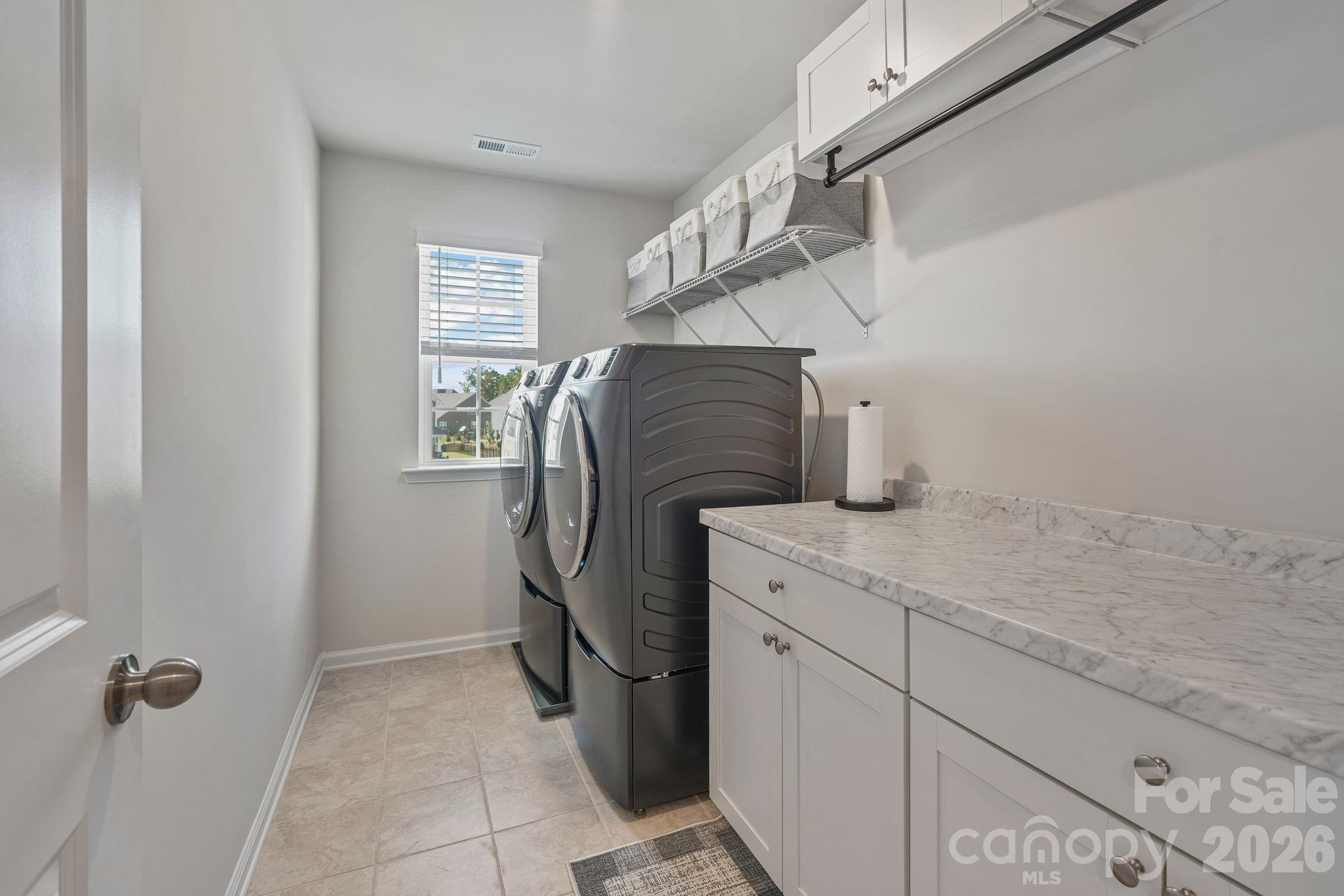 107 Hollywood Court Property Photo 14