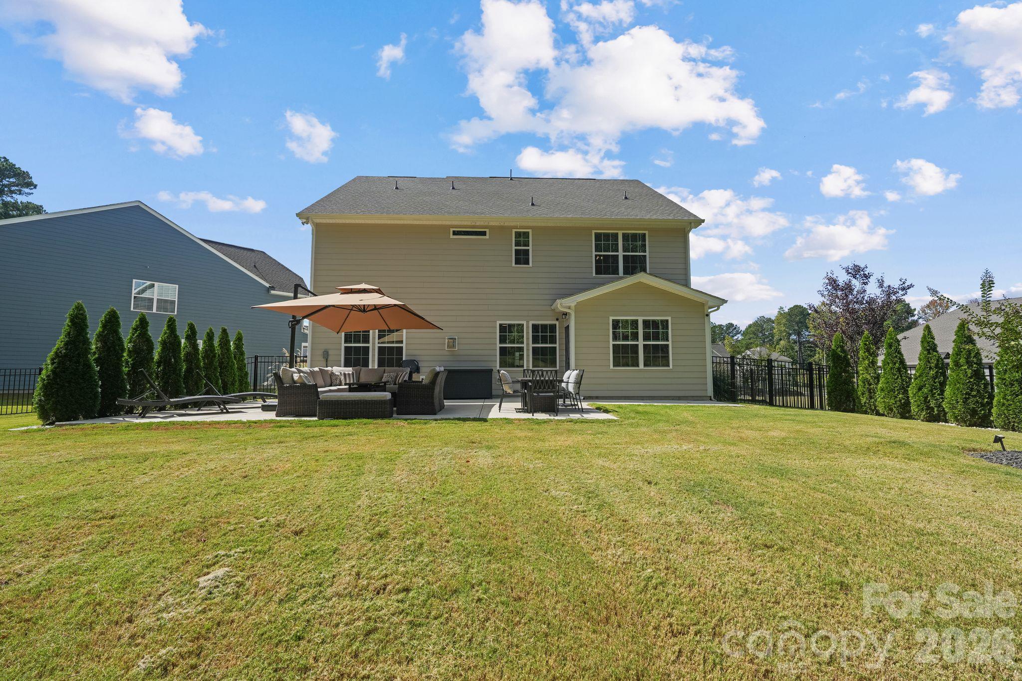 107 Hollywood Court Property Photo 22