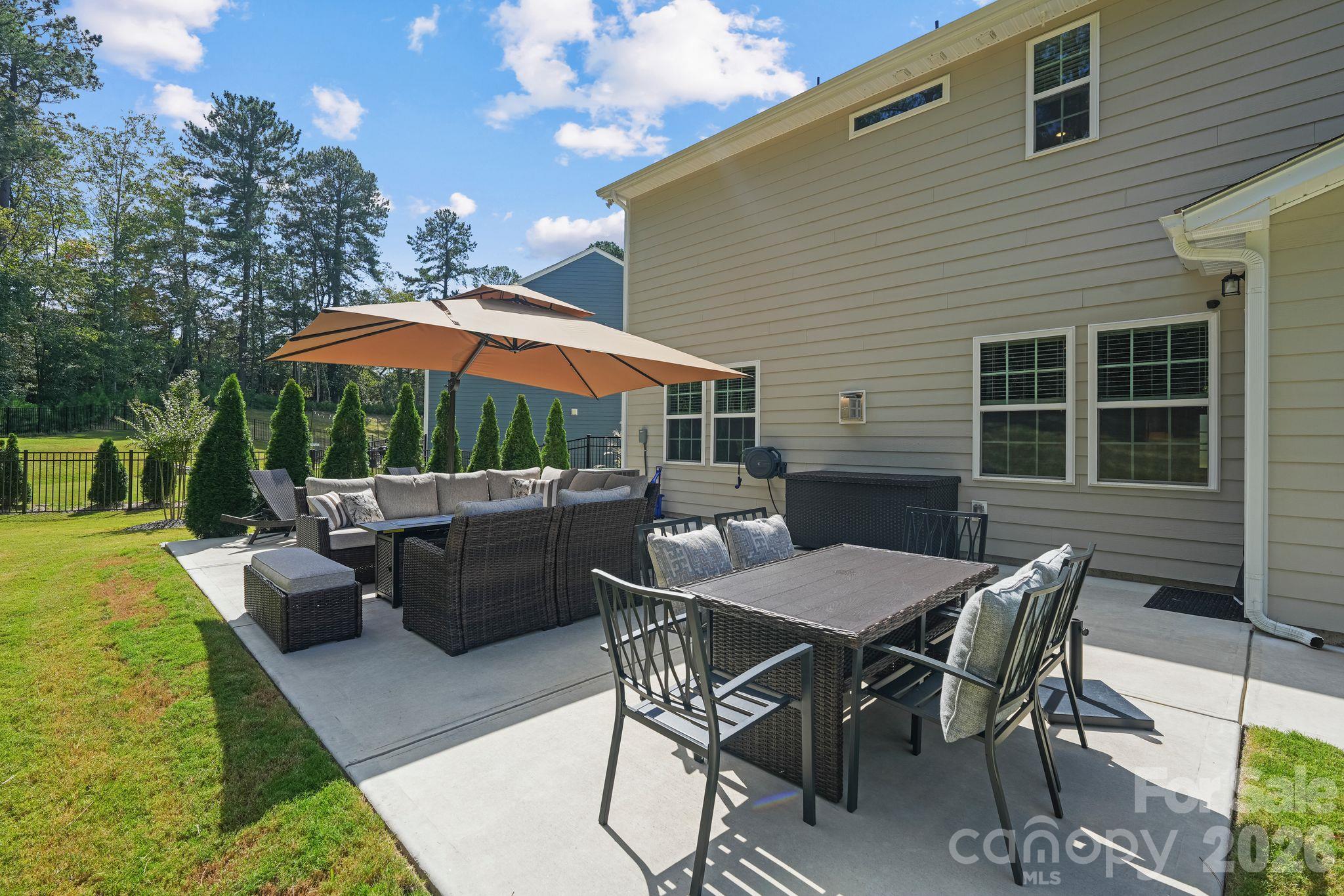 107 Hollywood Court Property Photo 23