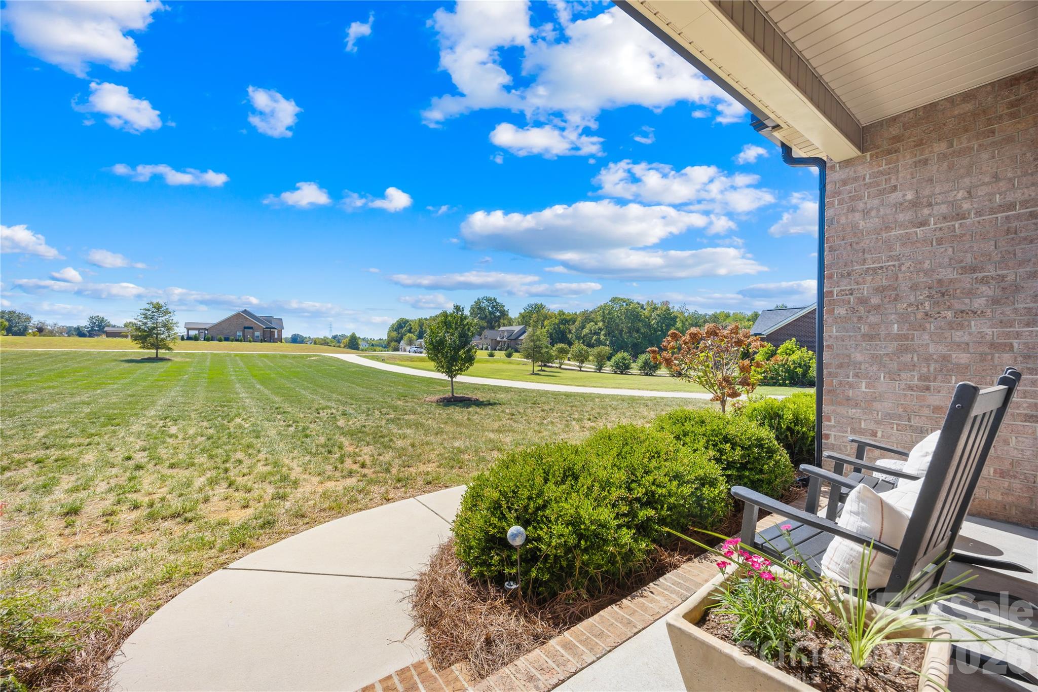 2107 Parrothead Drive Property Photo 6