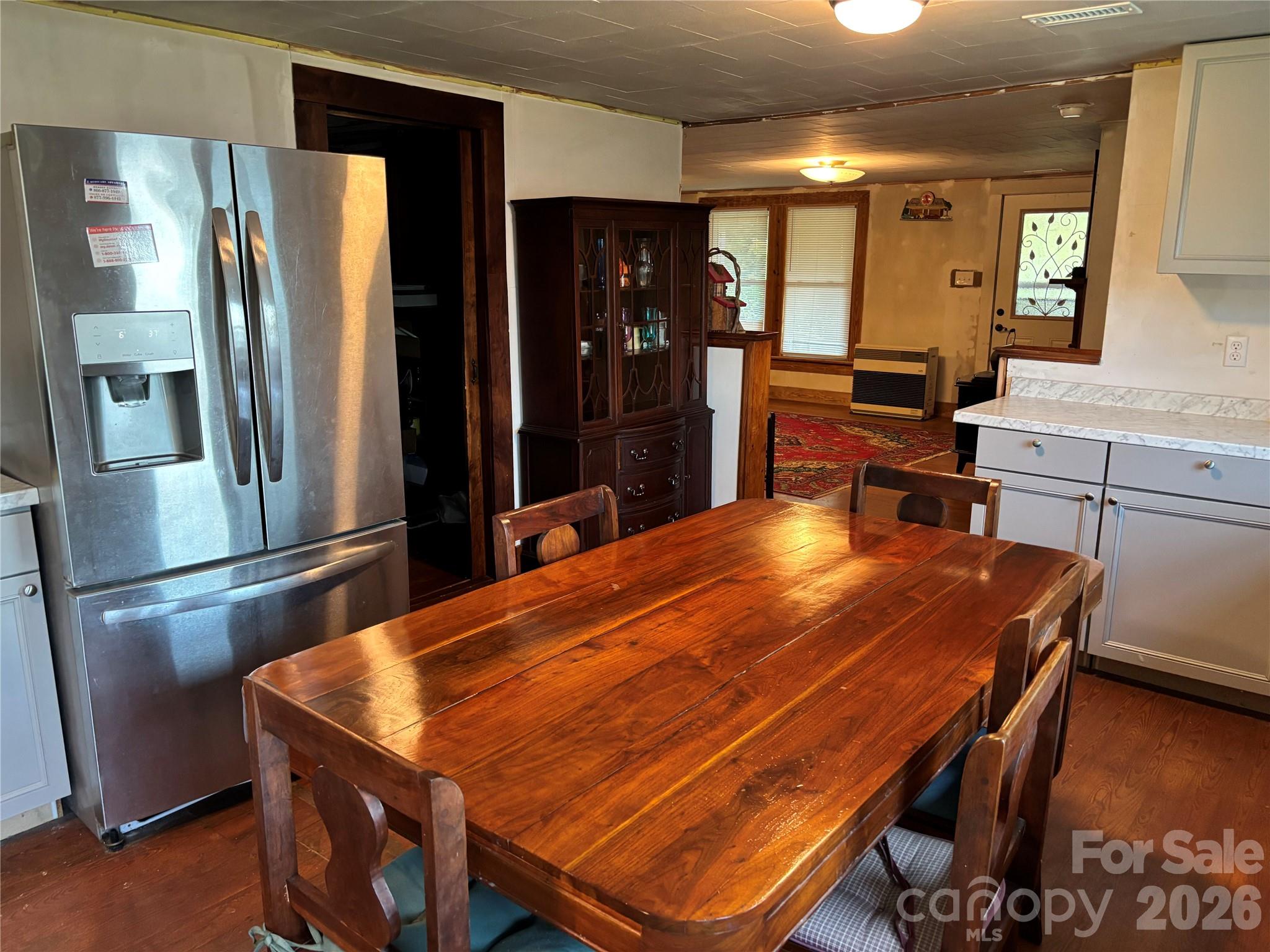 6144 Hudlow Road Property Photo 7