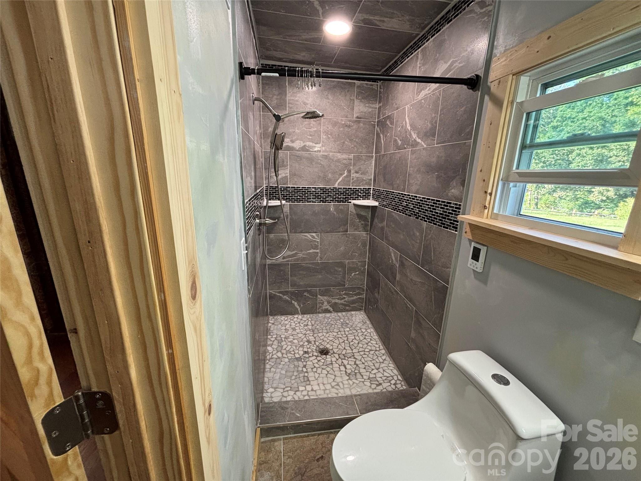 6144 Hudlow Road Property Photo 12