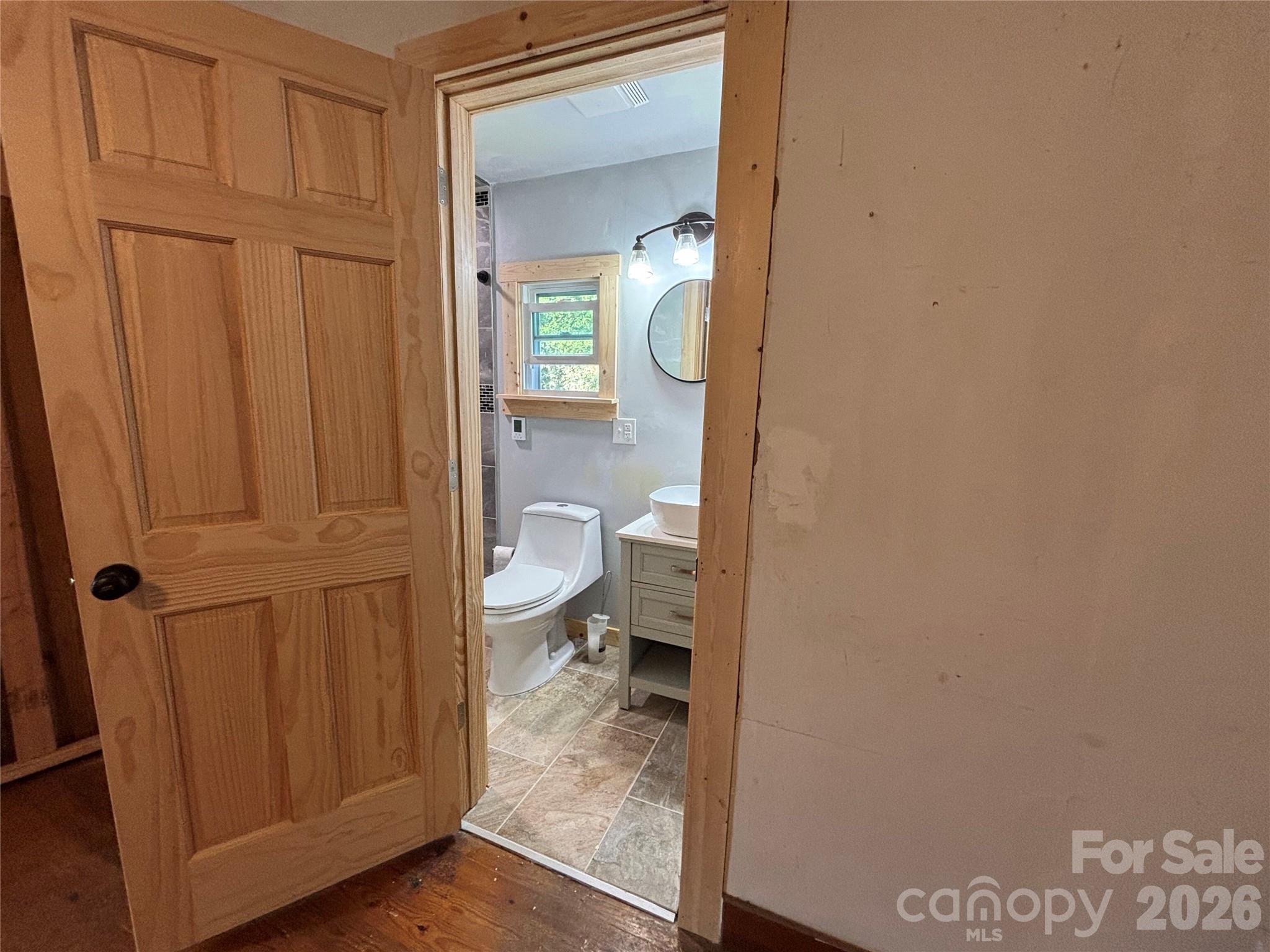 6144 Hudlow Road Property Photo 14