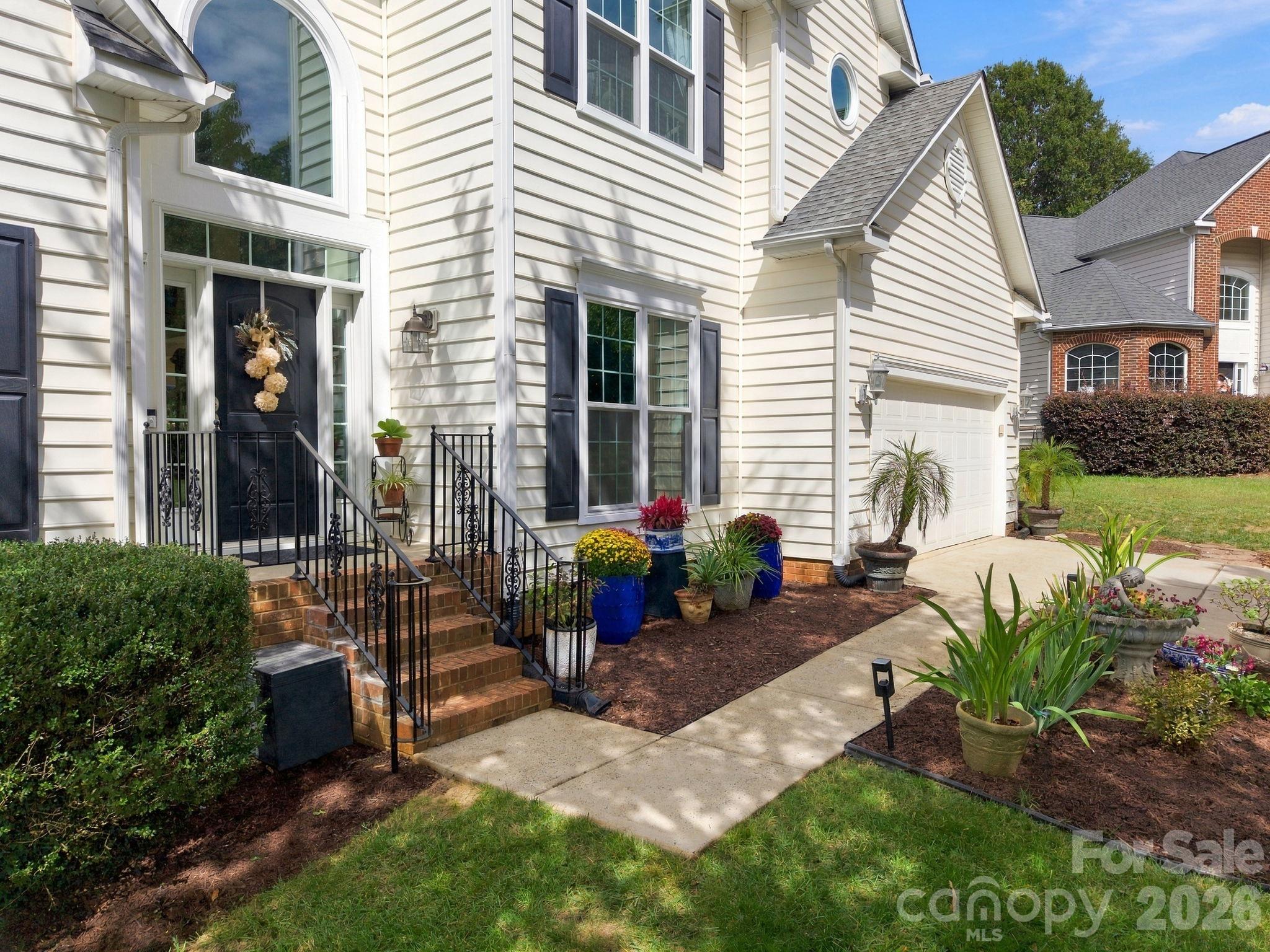 20304 Southshore Drive Property Photo 3