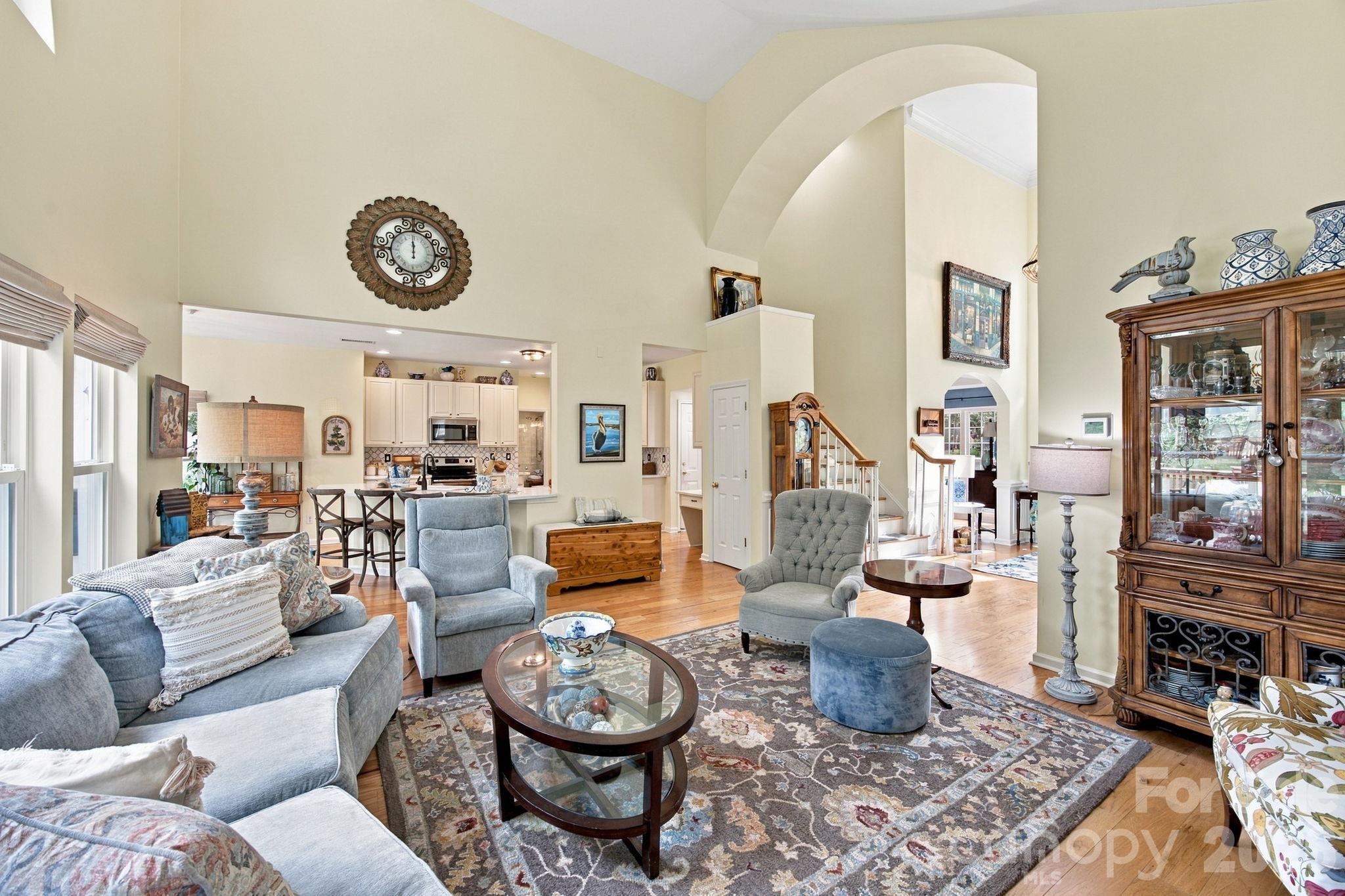 20304 Southshore Drive Property Photo 12