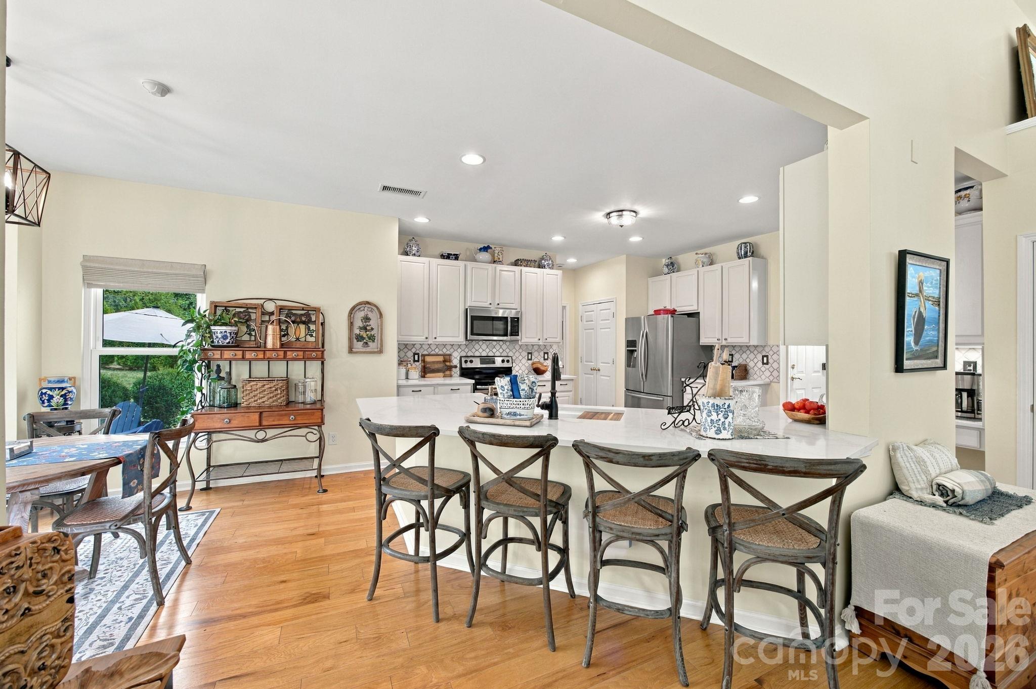 20304 Southshore Drive Property Photo 13