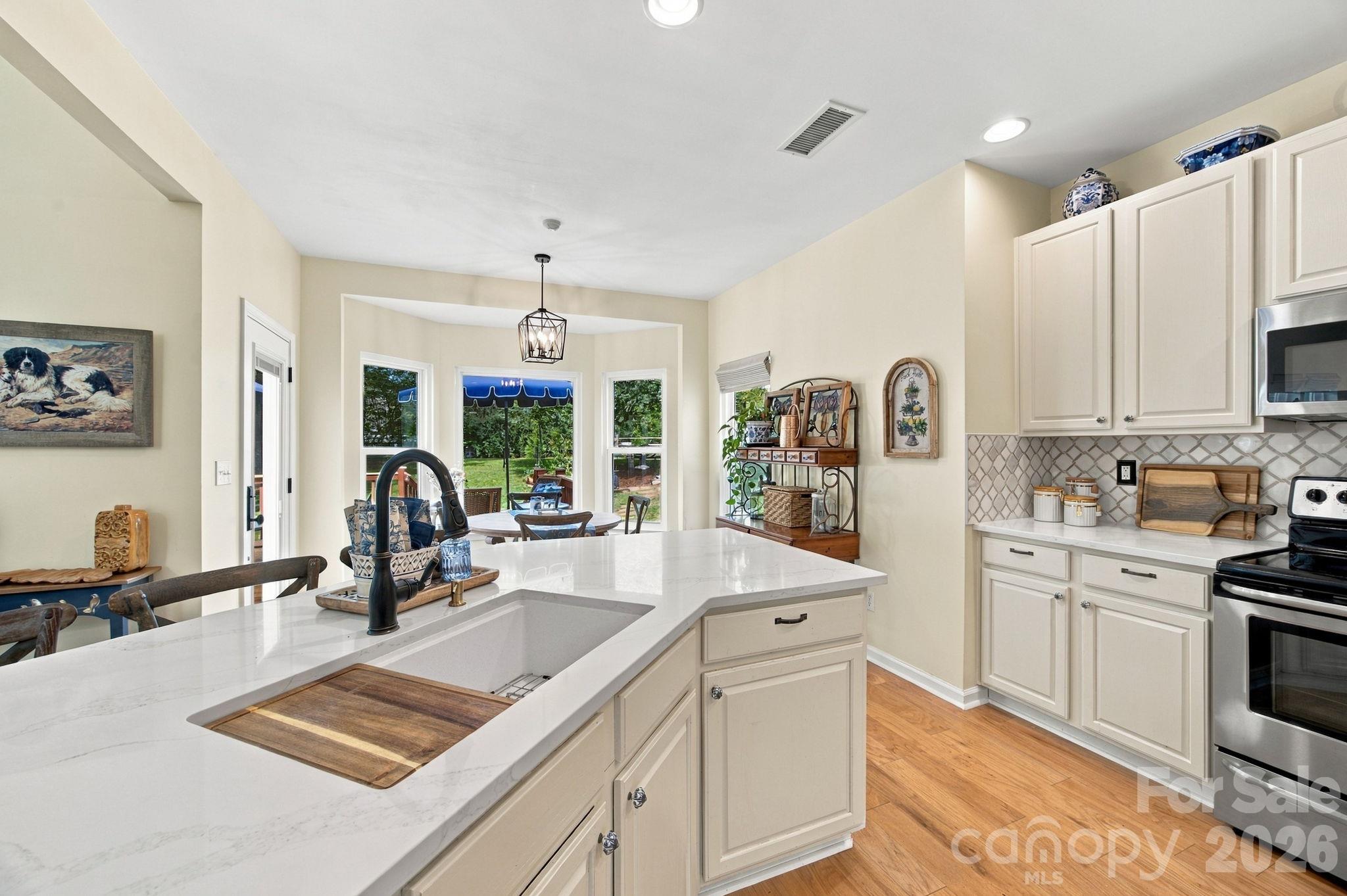 20304 Southshore Drive Property Photo 20