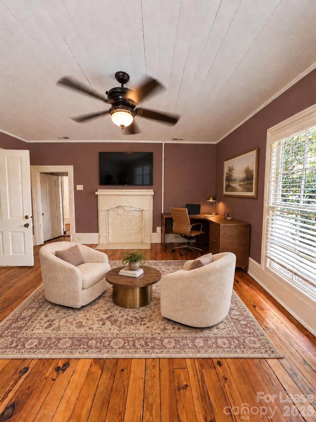 500 John Street Room 5 Property Photo 9