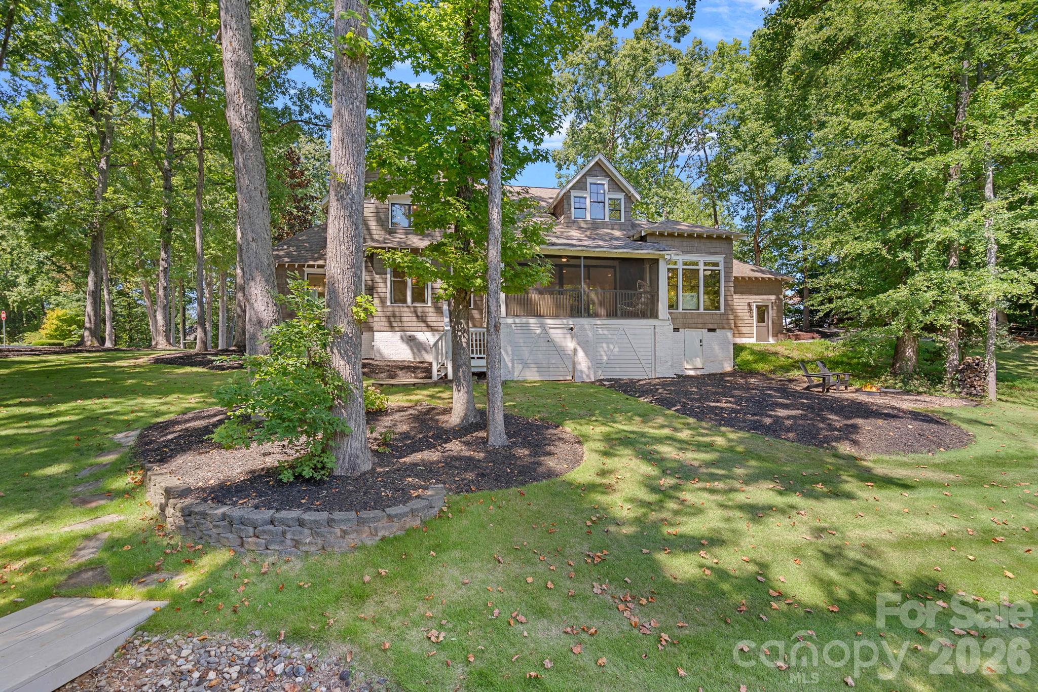 19610 Weavers Circle Property Photo 34