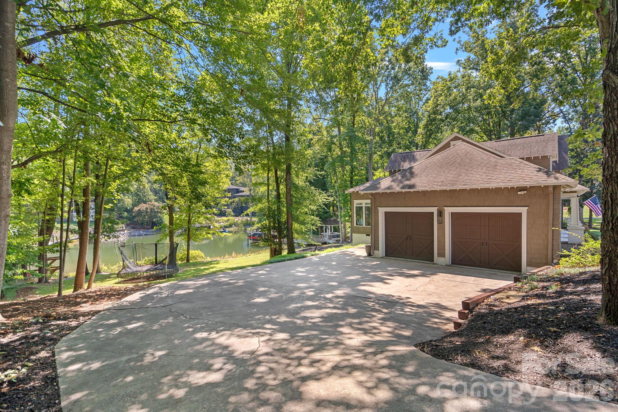 19610 Weavers Circle Property Photo 39
