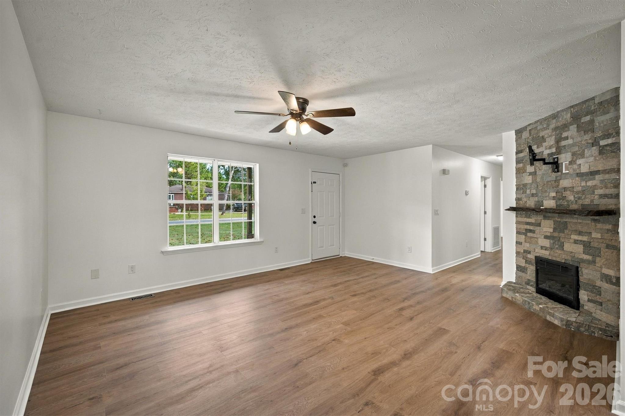 37 Laurel Street Property Photo 2