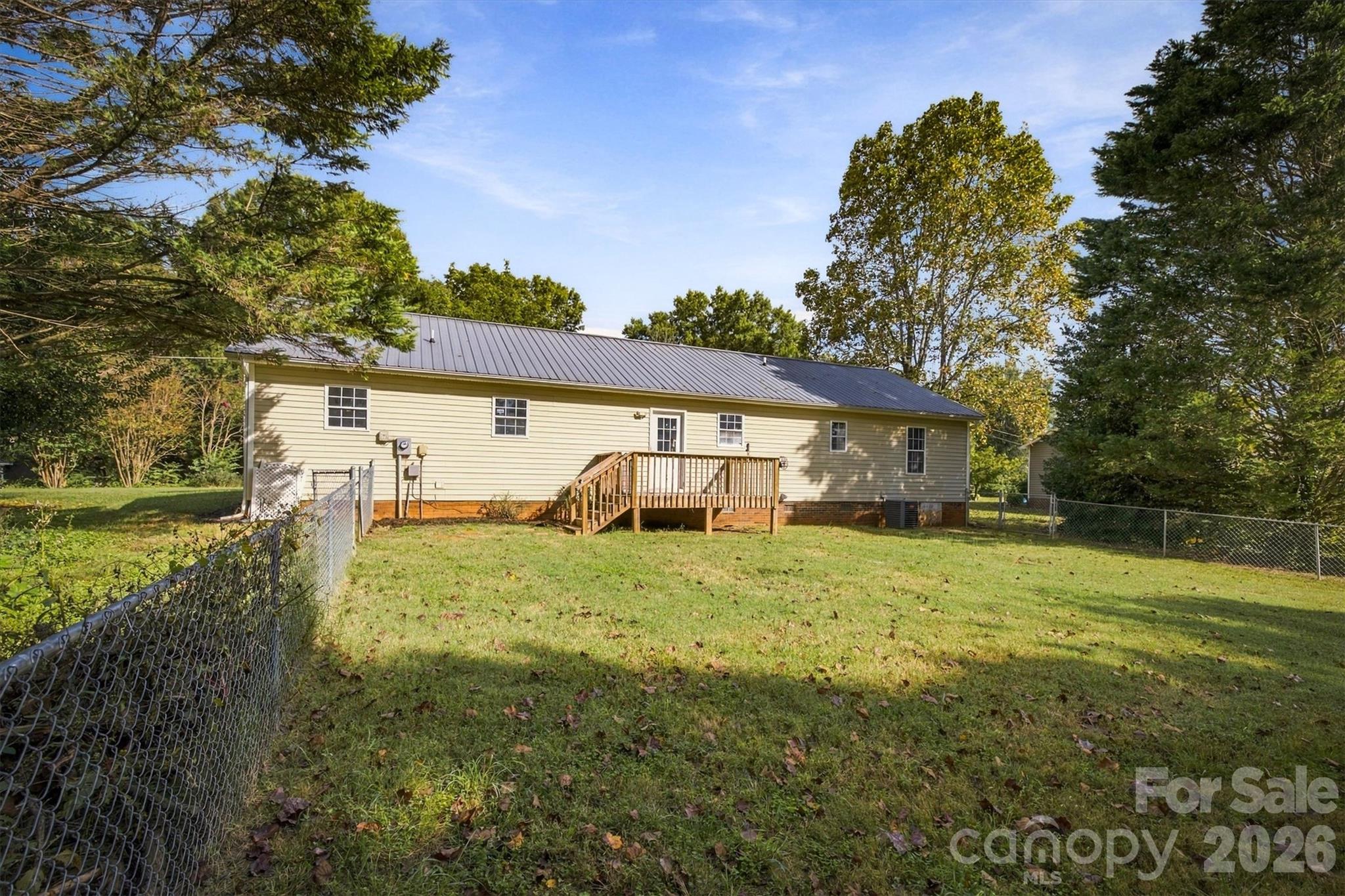 37 Laurel Street Property Photo 24