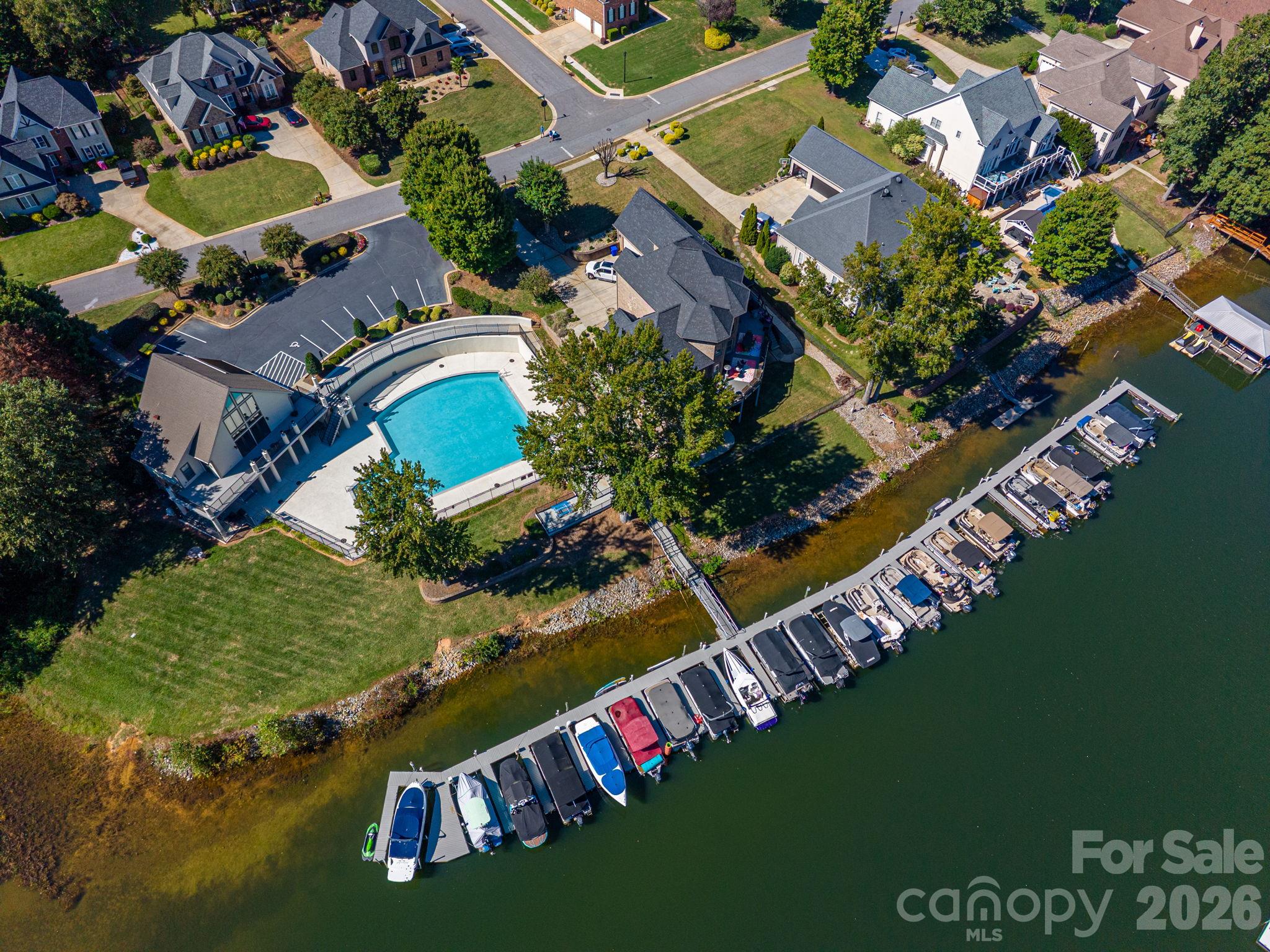 7904 Mariners Pointe Circle Property Photo 32