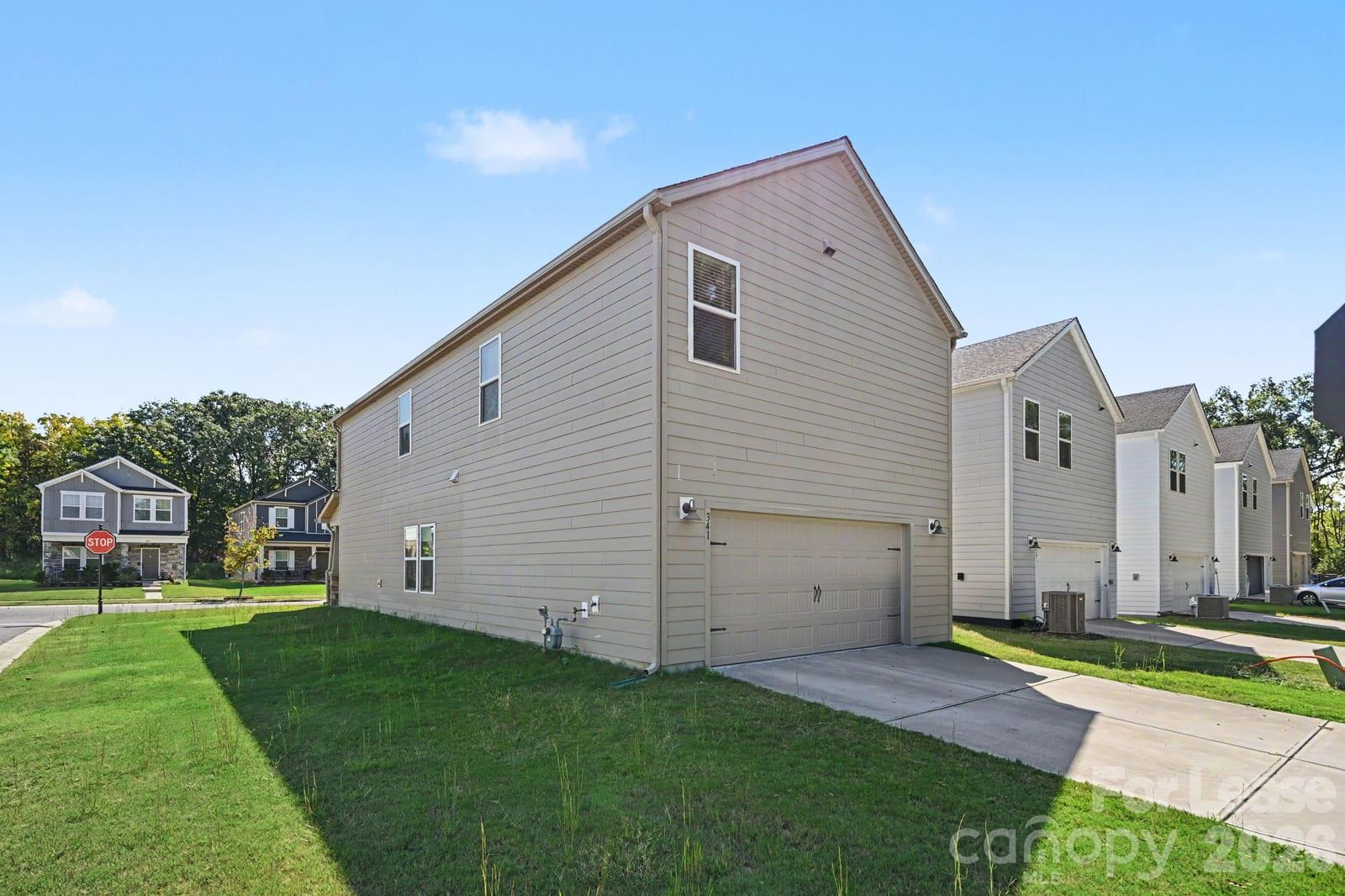 341 Cranford Drive Property Photo 23