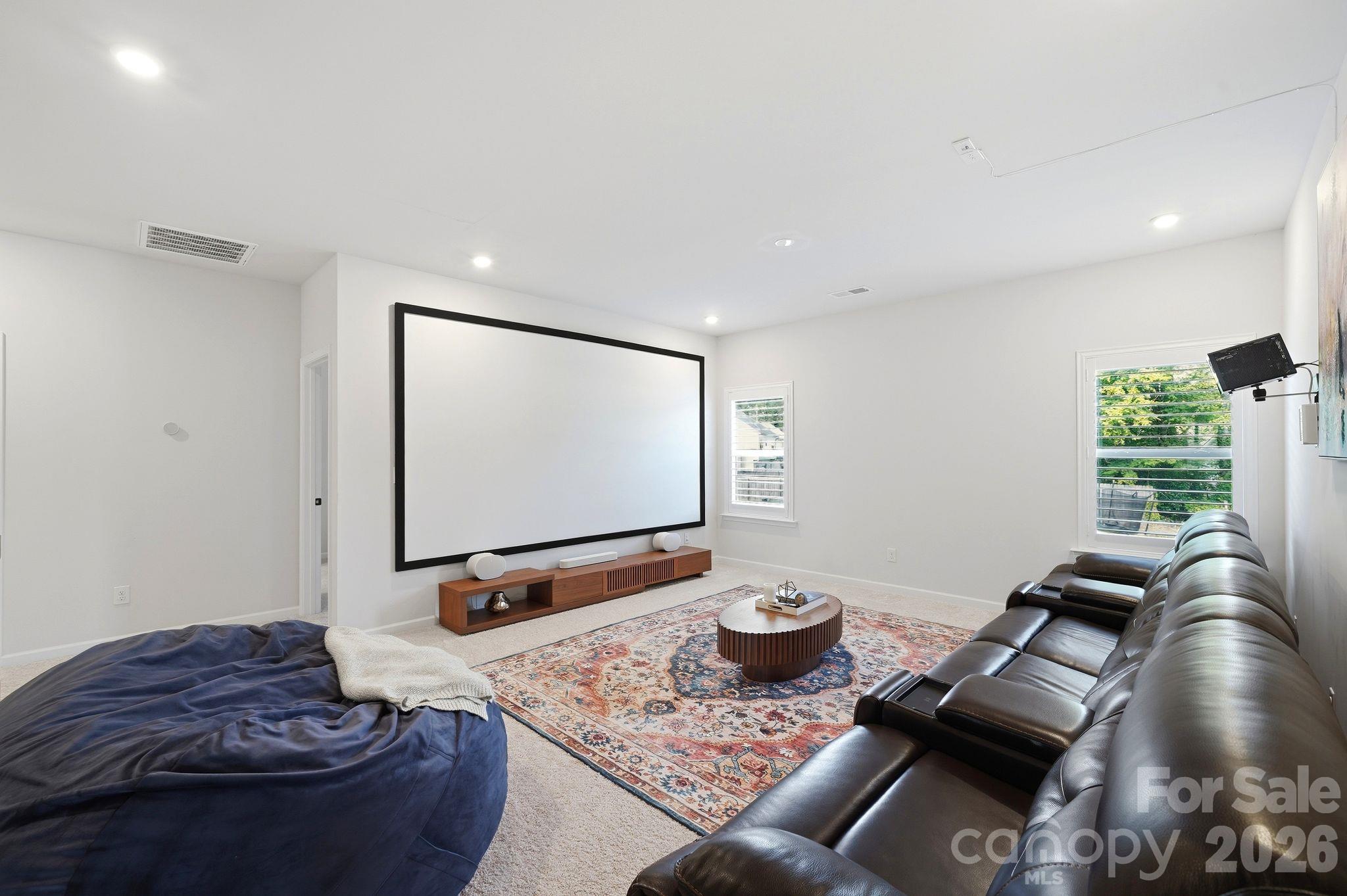 6109 Sunspear Lane Property Photo 7