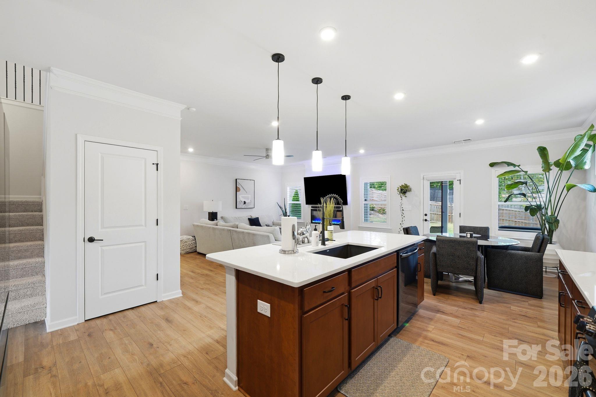 6109 Sunspear Lane Property Photo 10