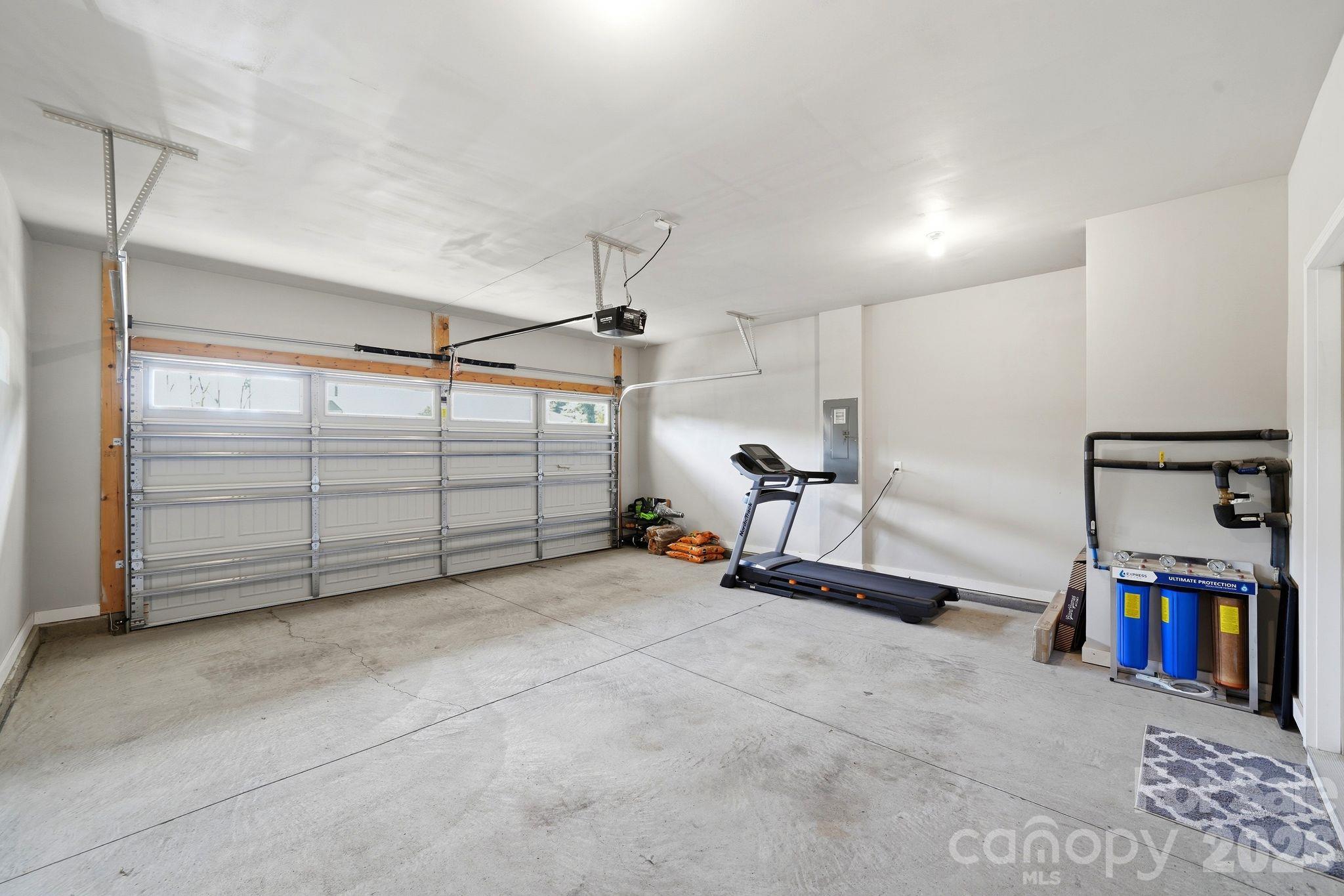 6109 Sunspear Lane Property Photo 22