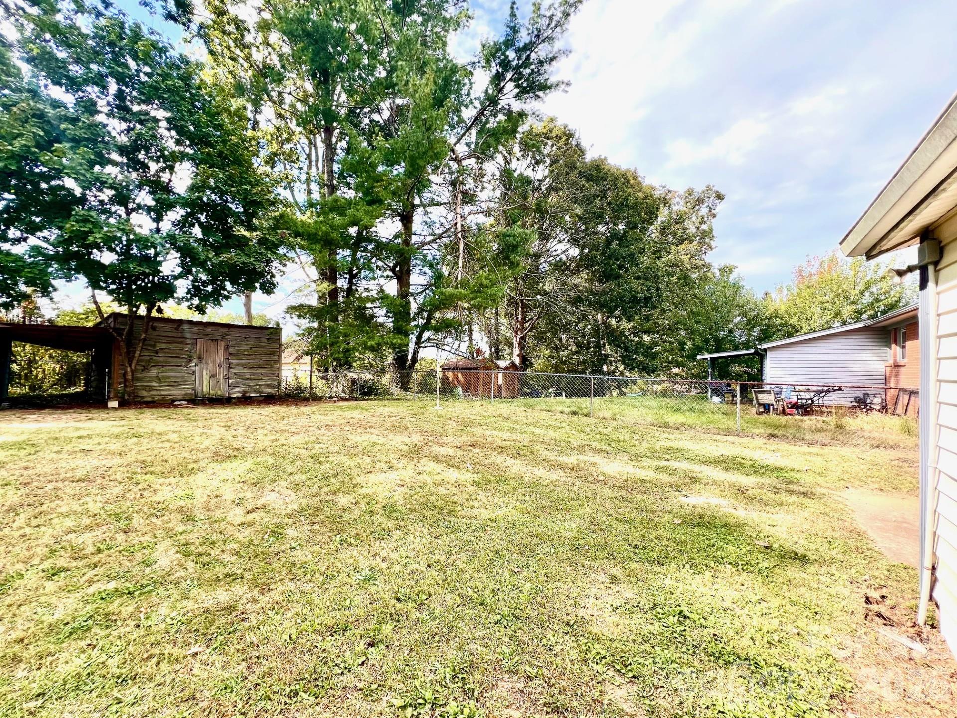 13 Looking Glass Lane Property Photo 27