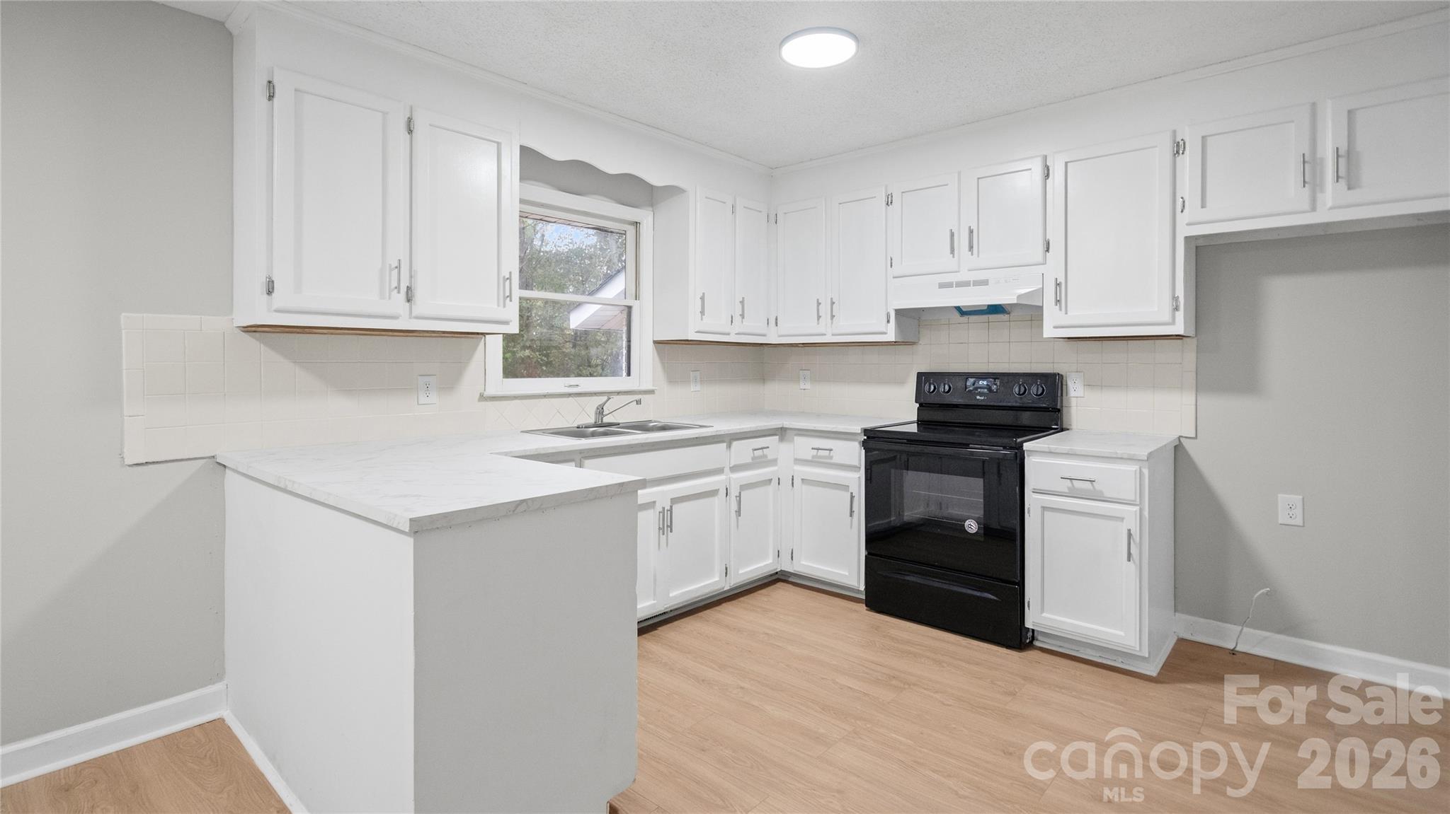 3050 Bridgewater Road Property Photo 8
