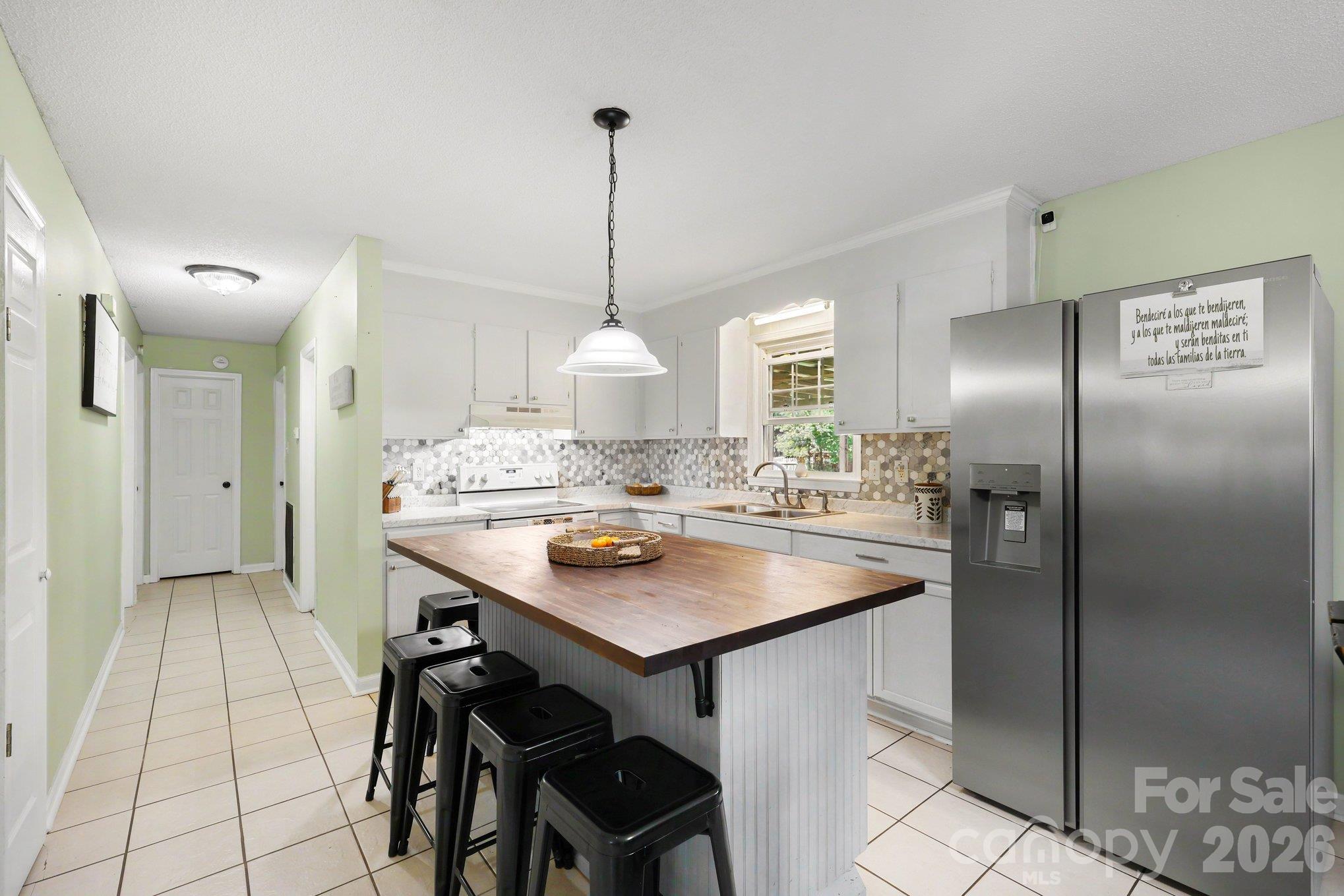 160 E Chamblee Drive Property Photo 11