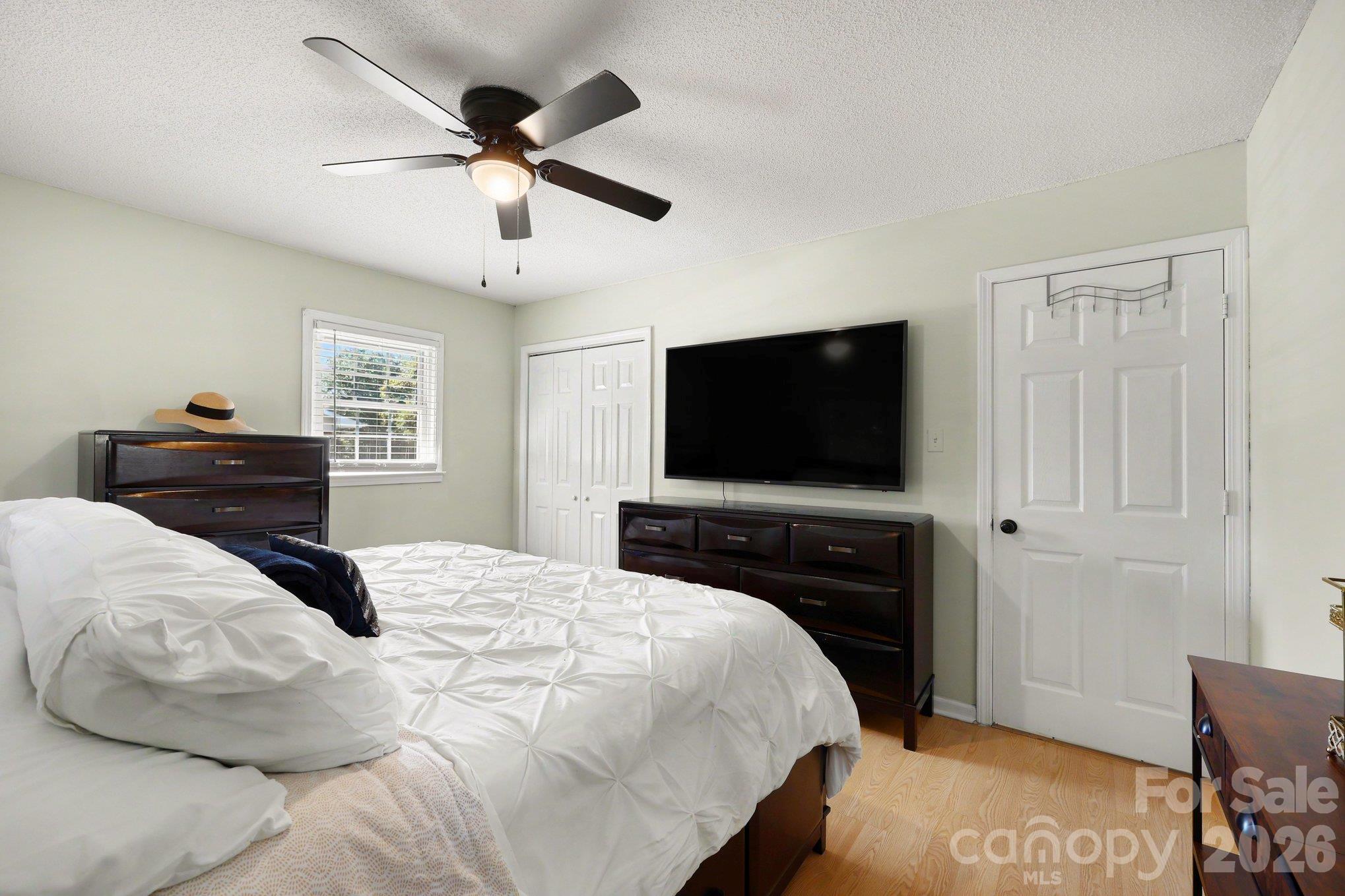160 E Chamblee Drive Property Photo 15