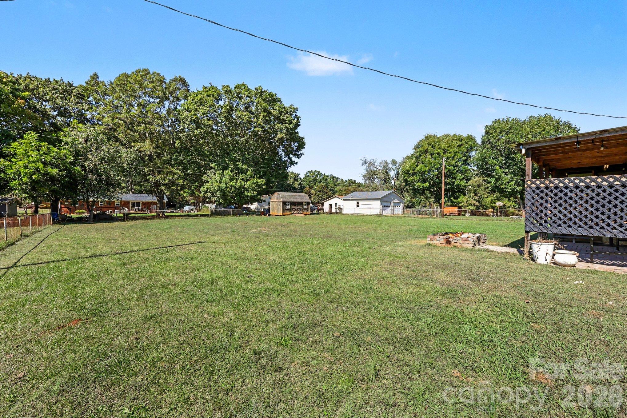 160 E Chamblee Drive Property Photo 28