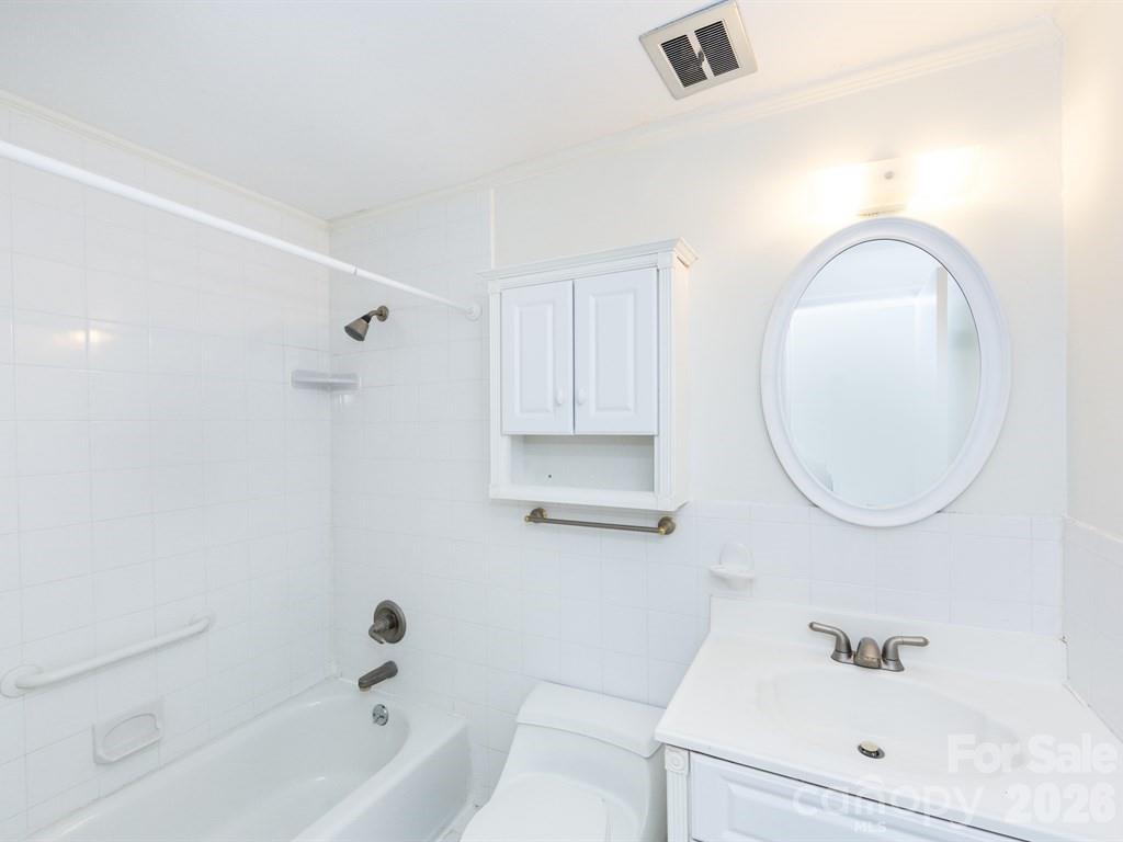 4320 Craig Avenue Property Photo 10