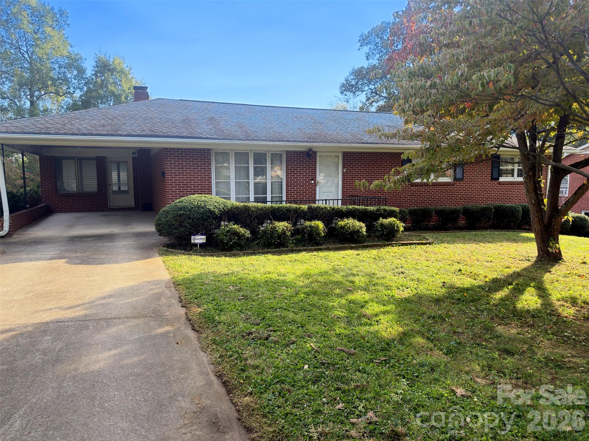 1835 Burt Avenue 25 Property Photo 1