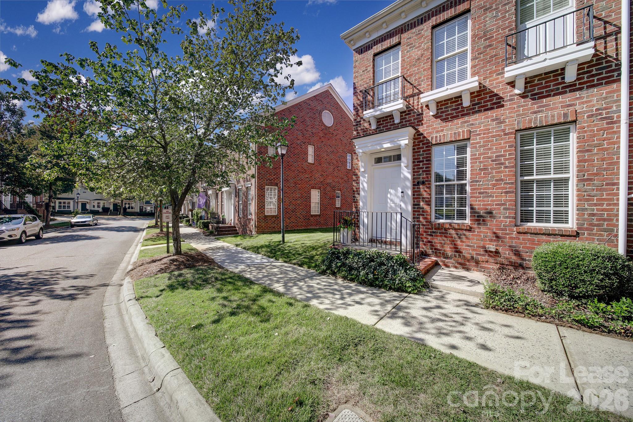 635 Old Meeting Way Property Photo 3