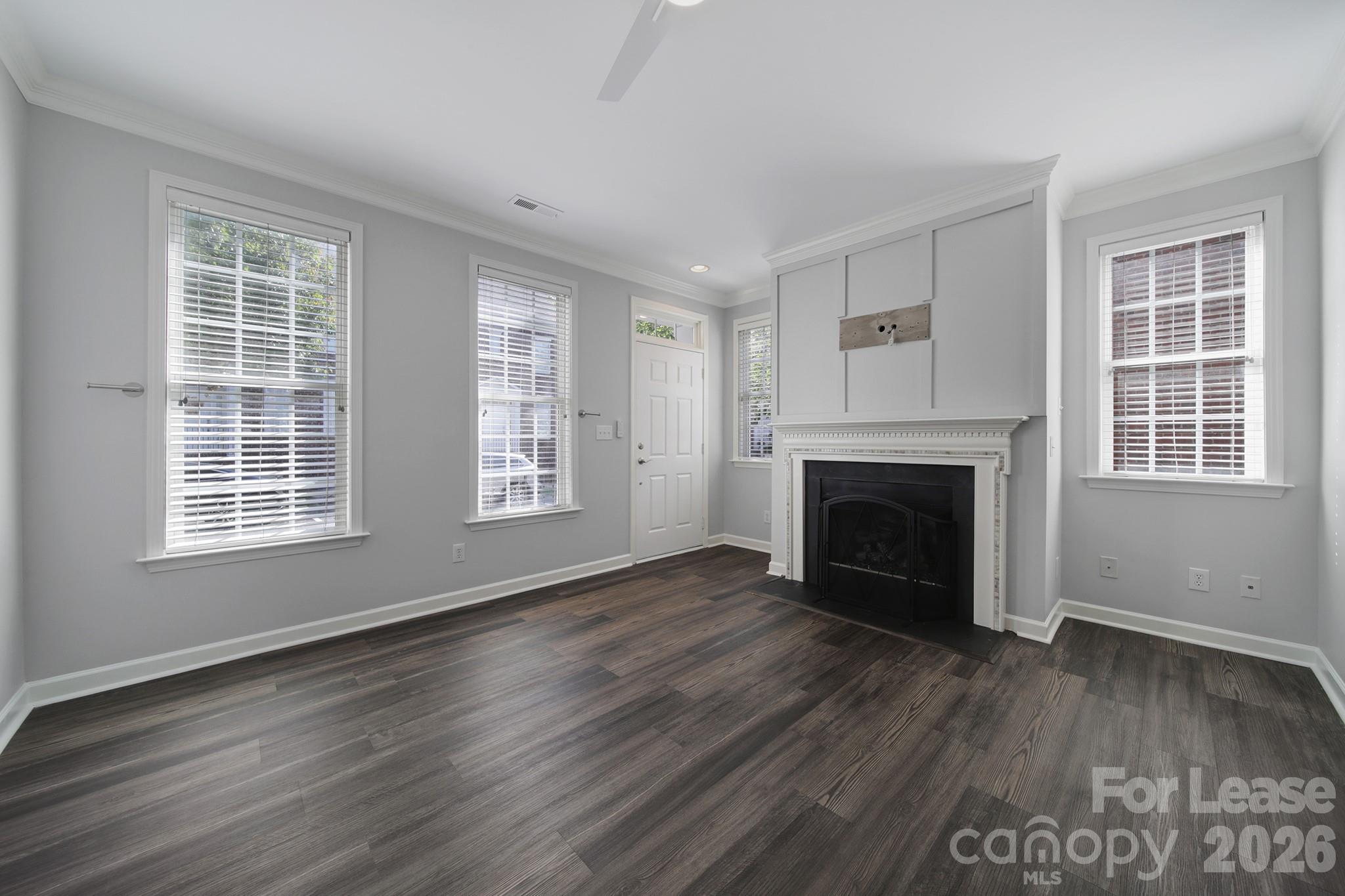 635 Old Meeting Way Property Photo 4