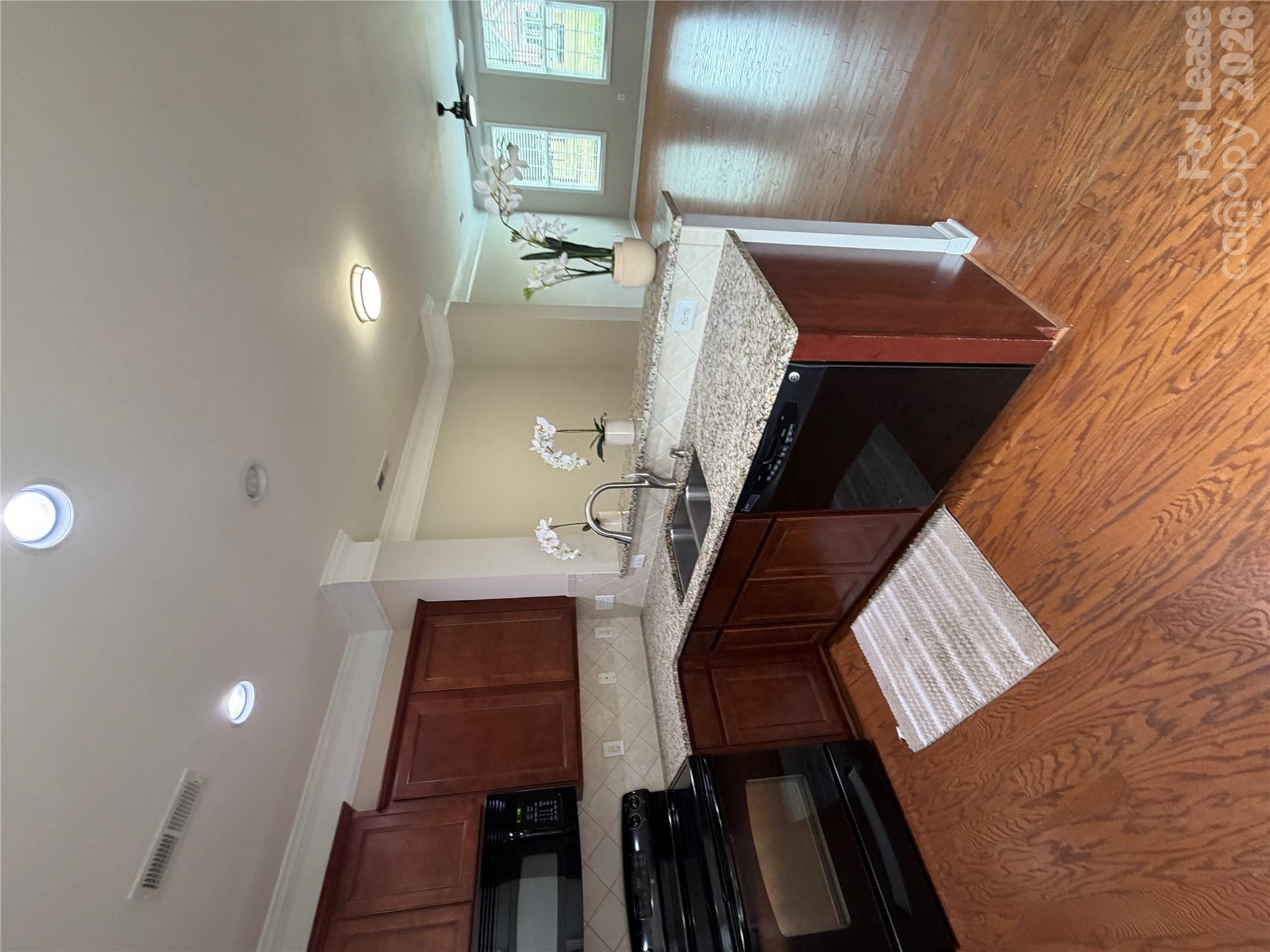 10968 Cedar Walk Lane Property Photo 4