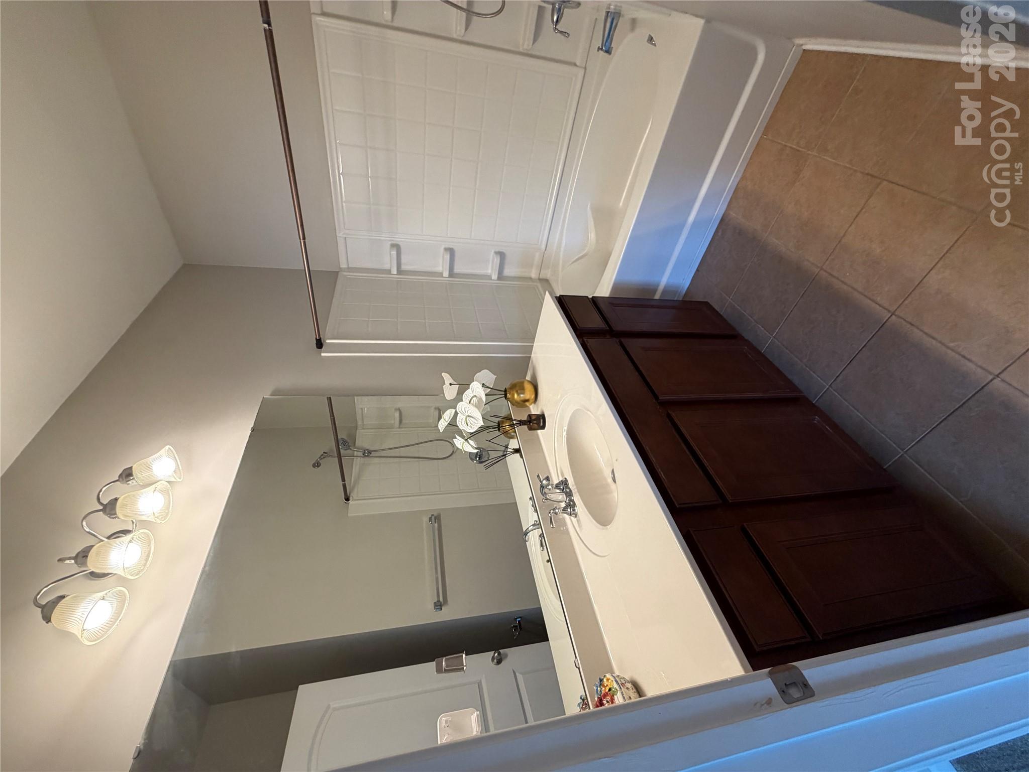 10968 Cedar Walk Lane Property Photo 11