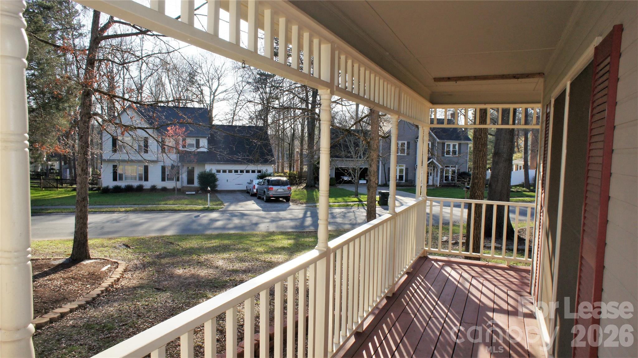 2308 Heathershire Lane Property Photo 3