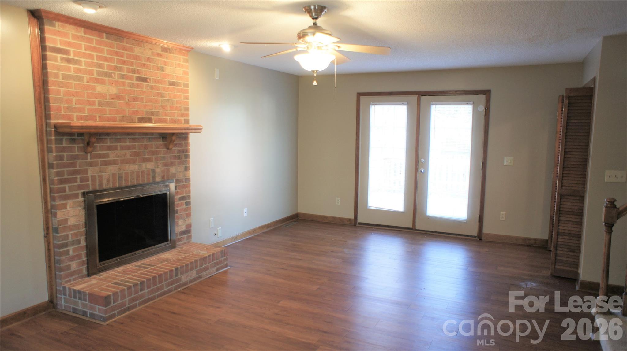 2308 Heathershire Lane Property Photo 6